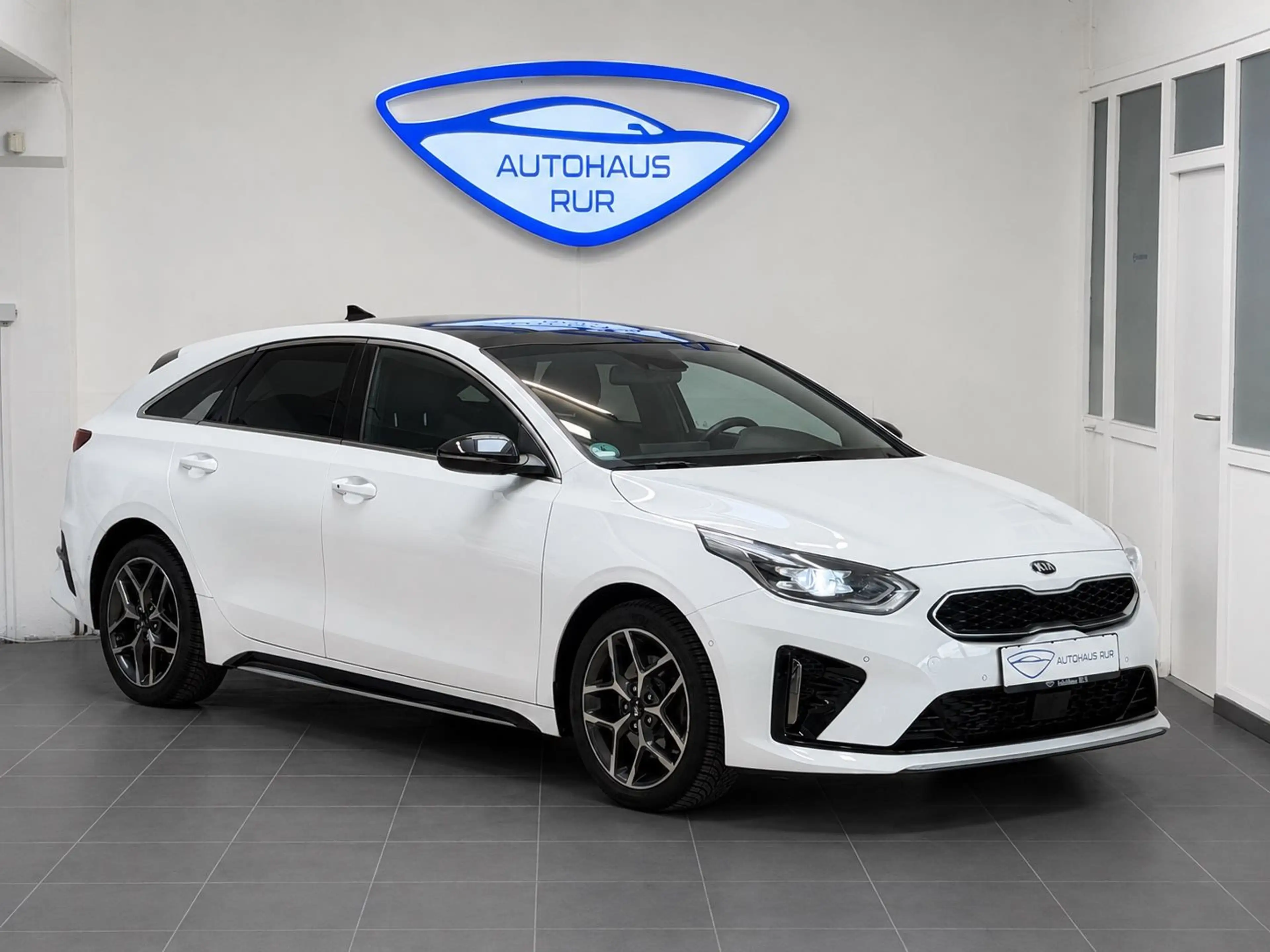 Kia ProCeed / pro_cee'd — photo 7