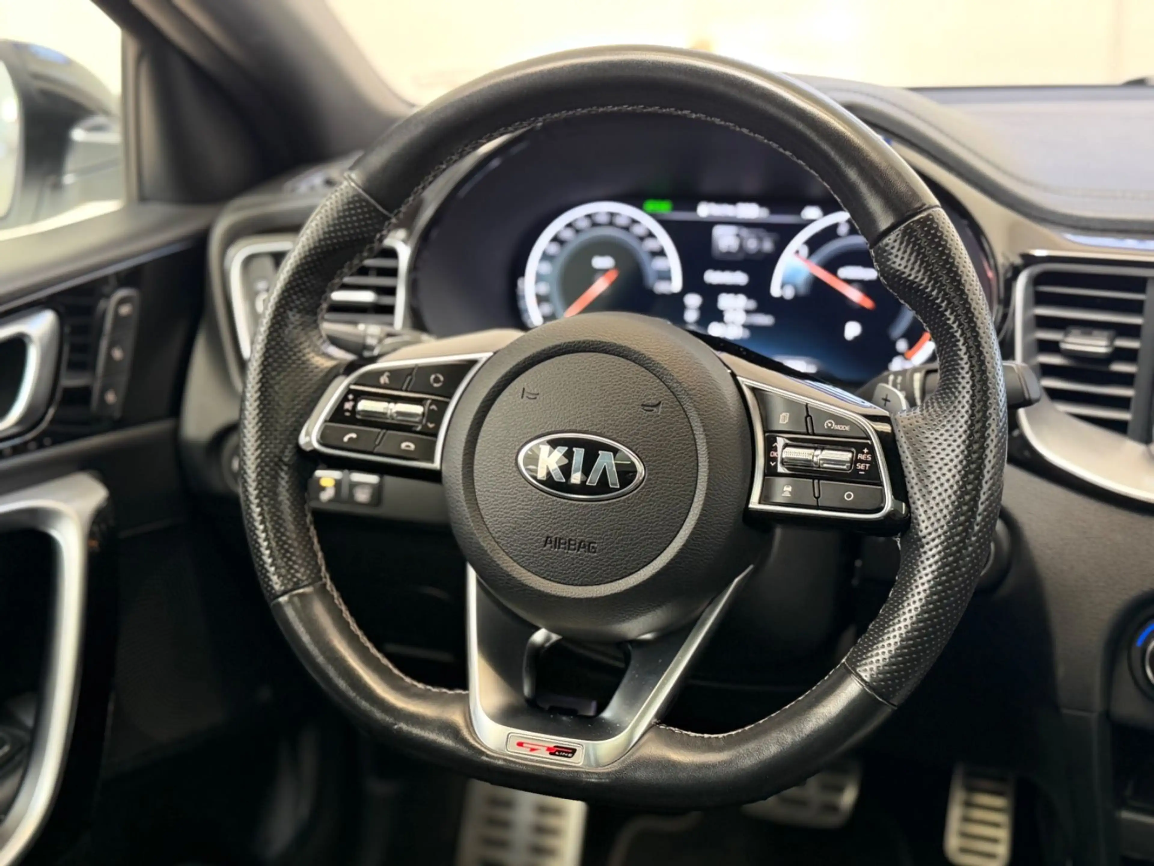 Kia ProCeed / pro_cee'd — photo 10