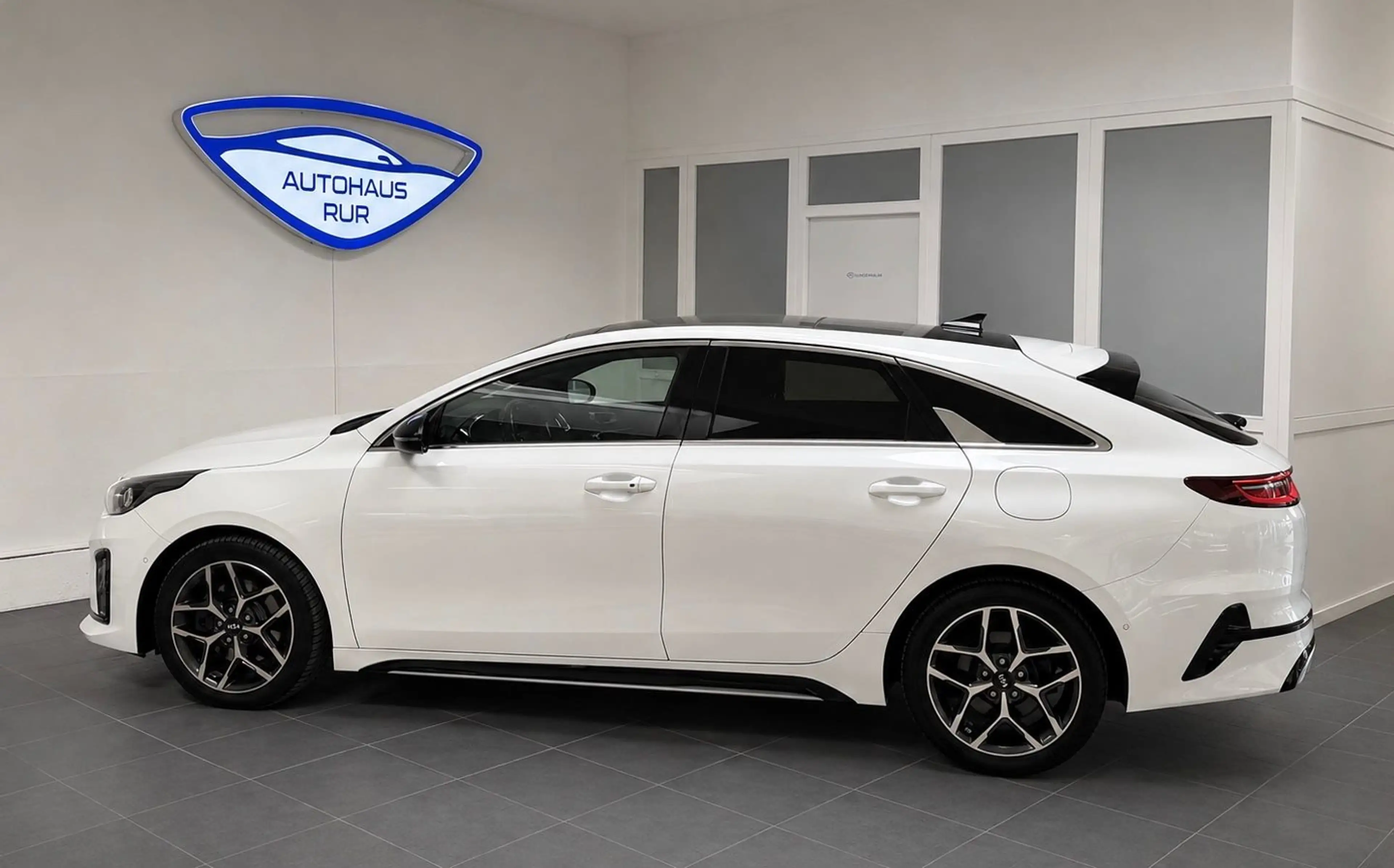 Kia ProCeed / pro_cee'd — photo 2