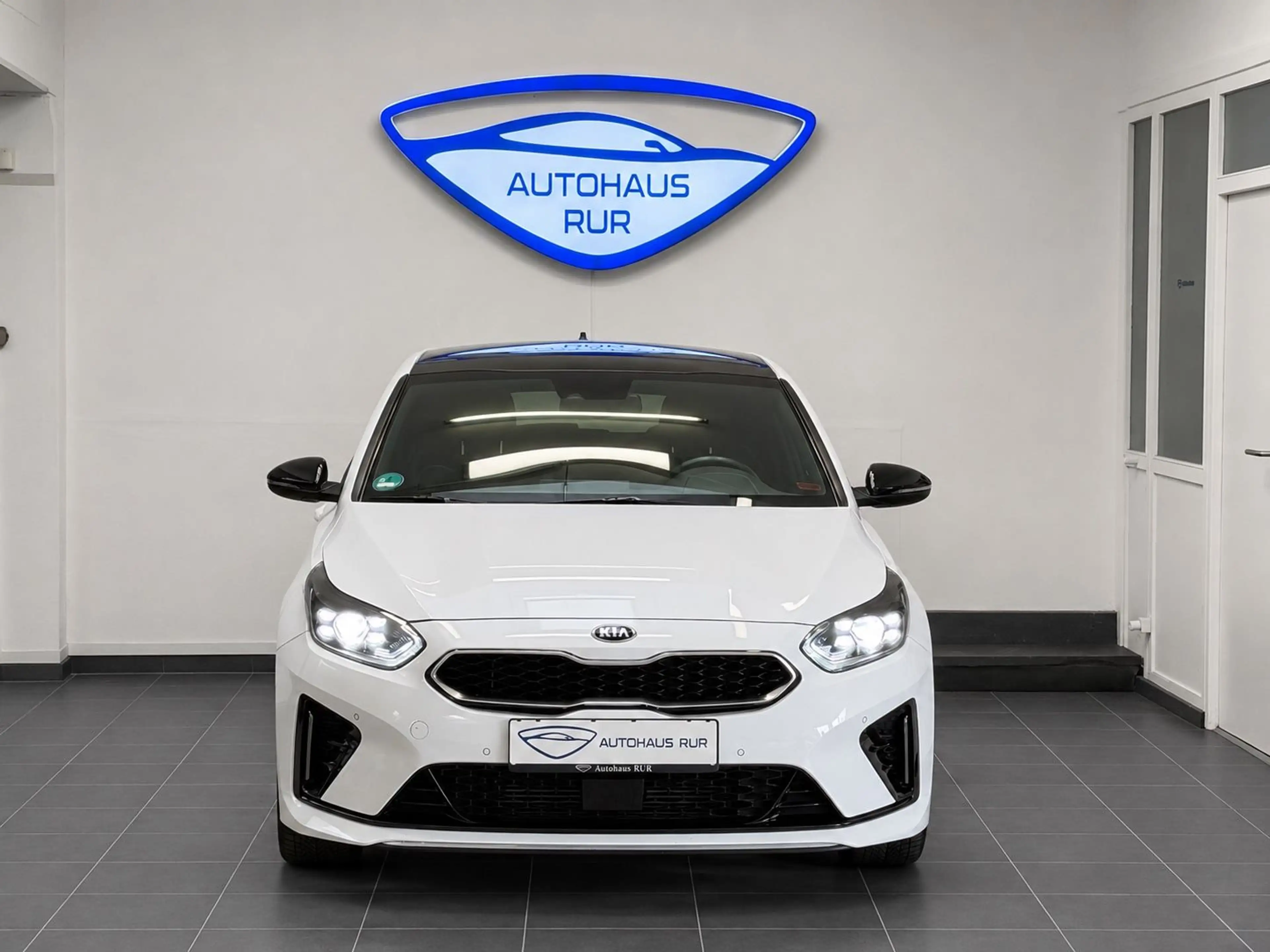 Kia ProCeed / pro_cee'd — photo 8