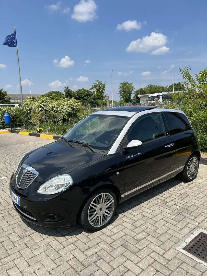 Lancia Ypsilon 1.2 8v ModaMilano - 1