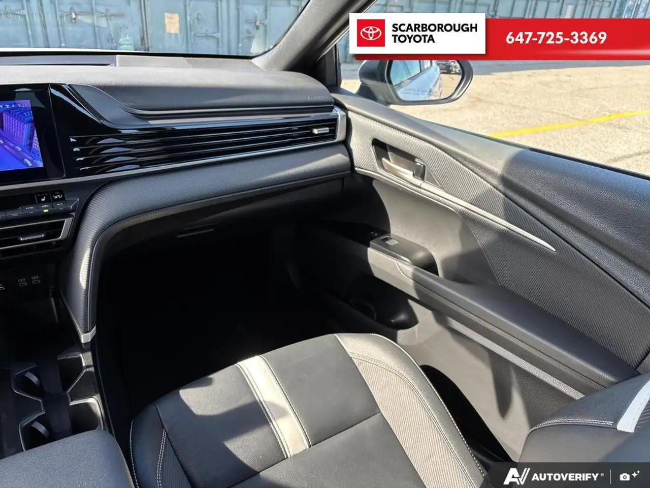 Toyota Camry снимка Toyota Camry