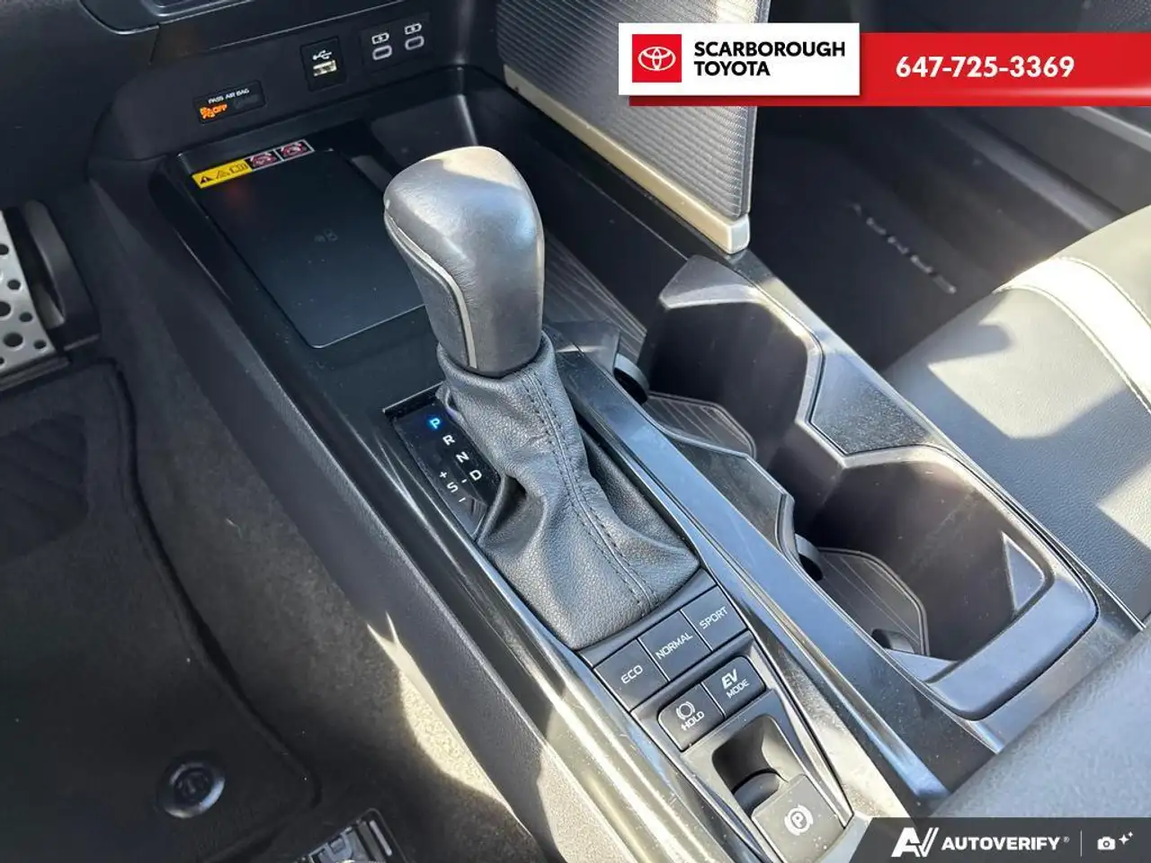 Toyota Camry снимка Toyota Camry