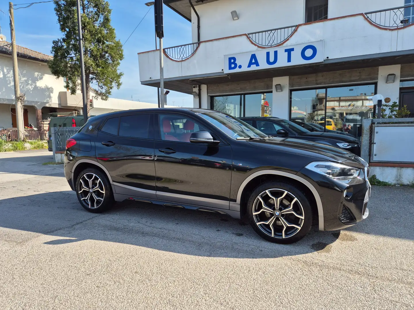 BMW X2 M sdrive18d Msport Fekete - 2