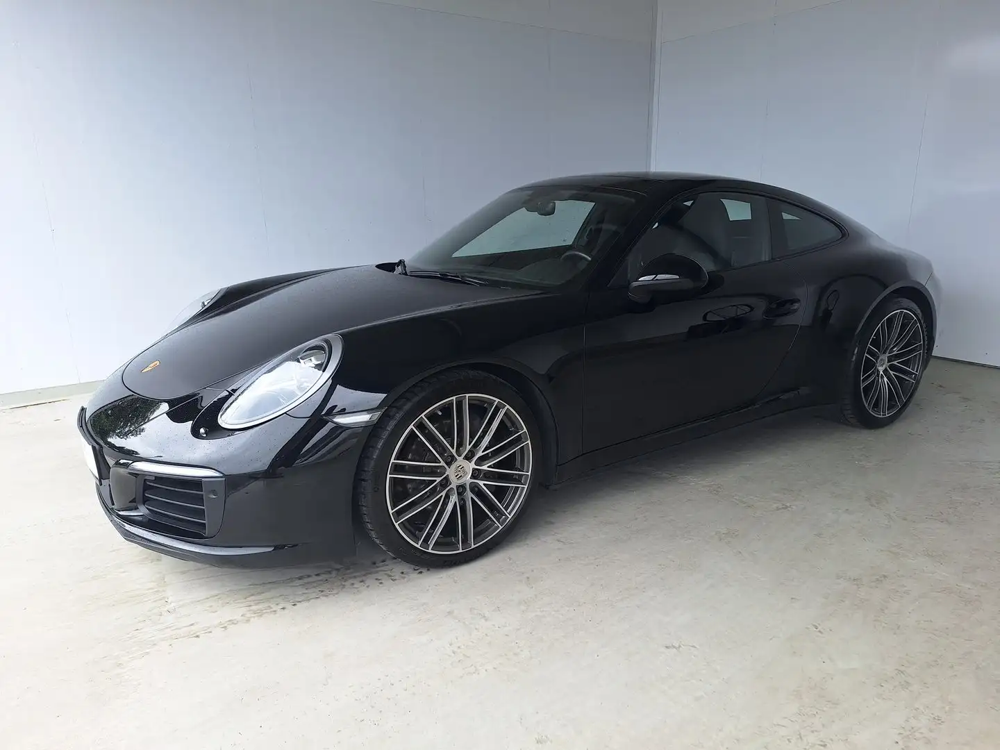 Porsche 911 Carrera 4 Coupe II (991) Schwarz - 2