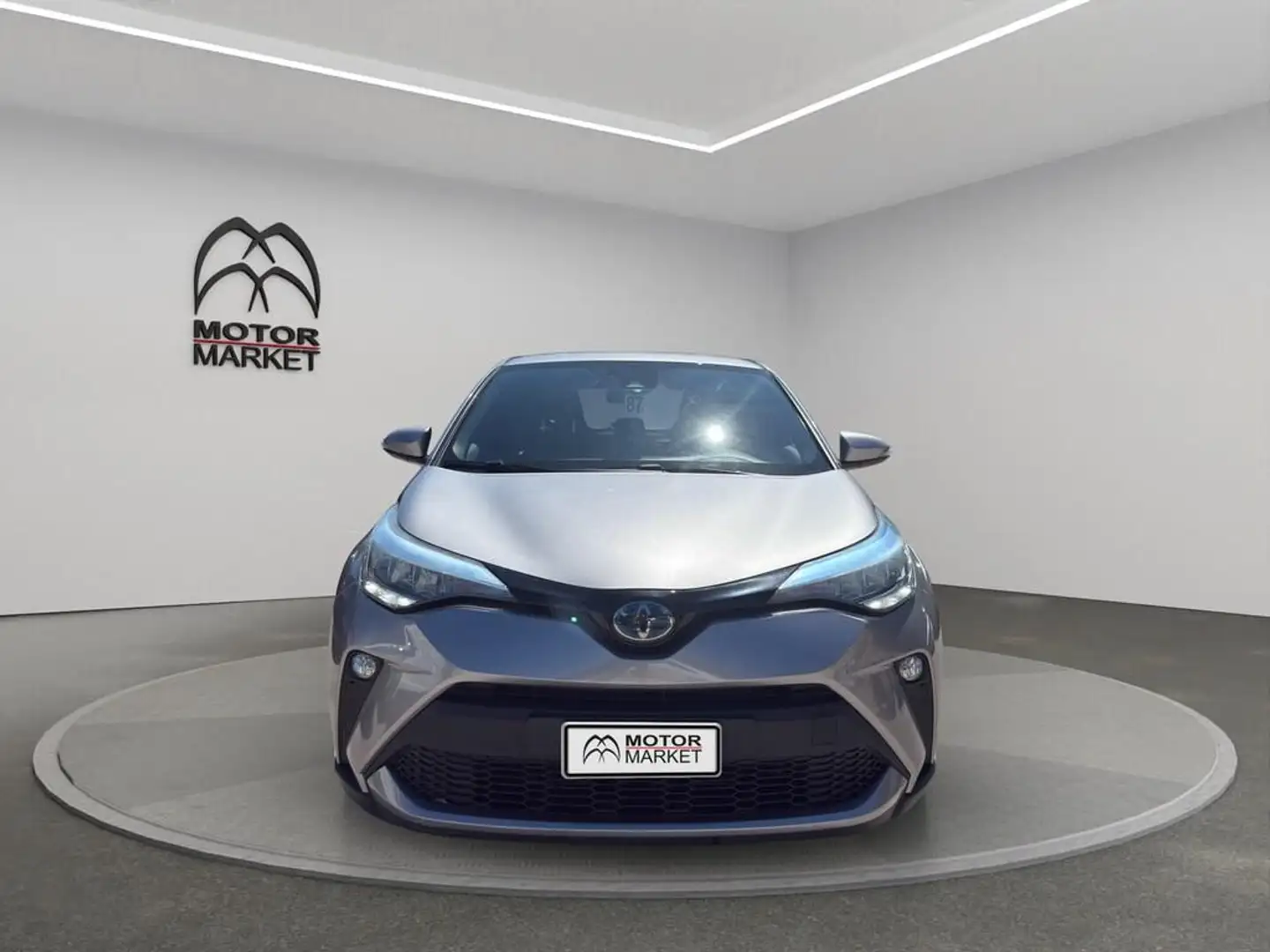 Toyota C-HR 1.8h Business e-cvt Argento - 2