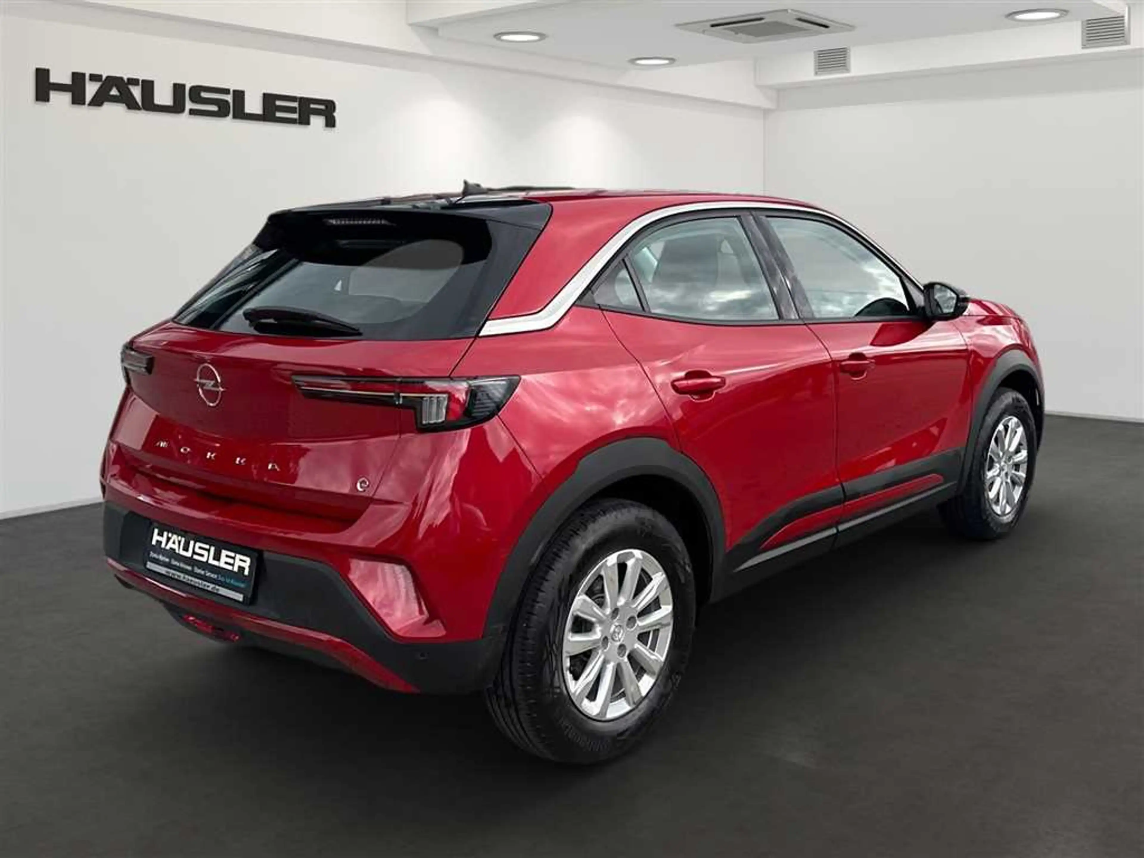 Opel Mokka-E — photo 4