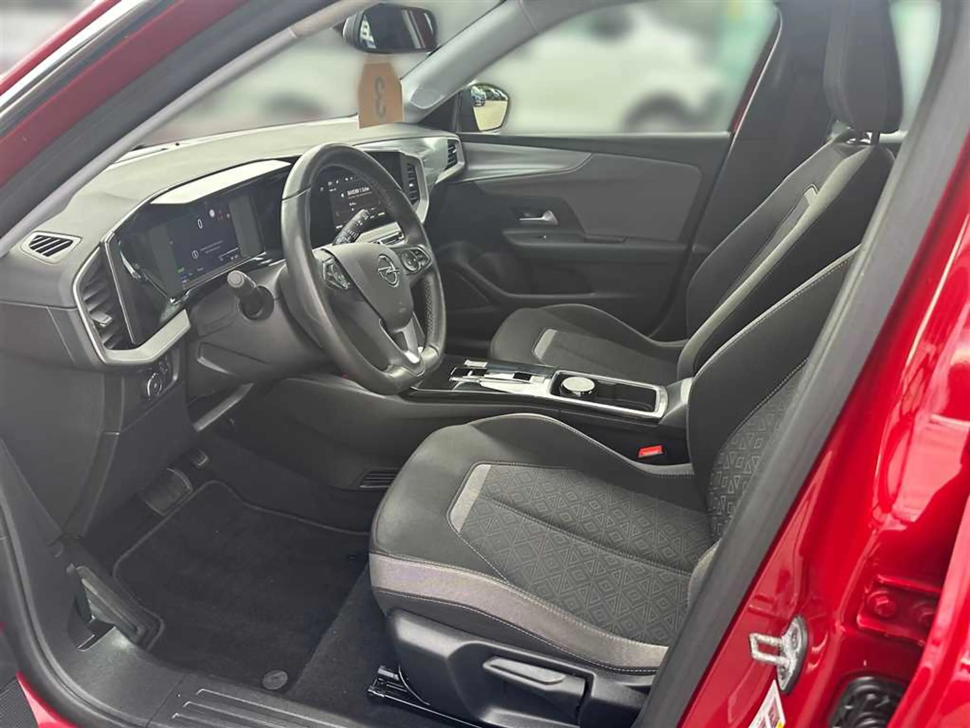 Opel Mokka-E — photo 10