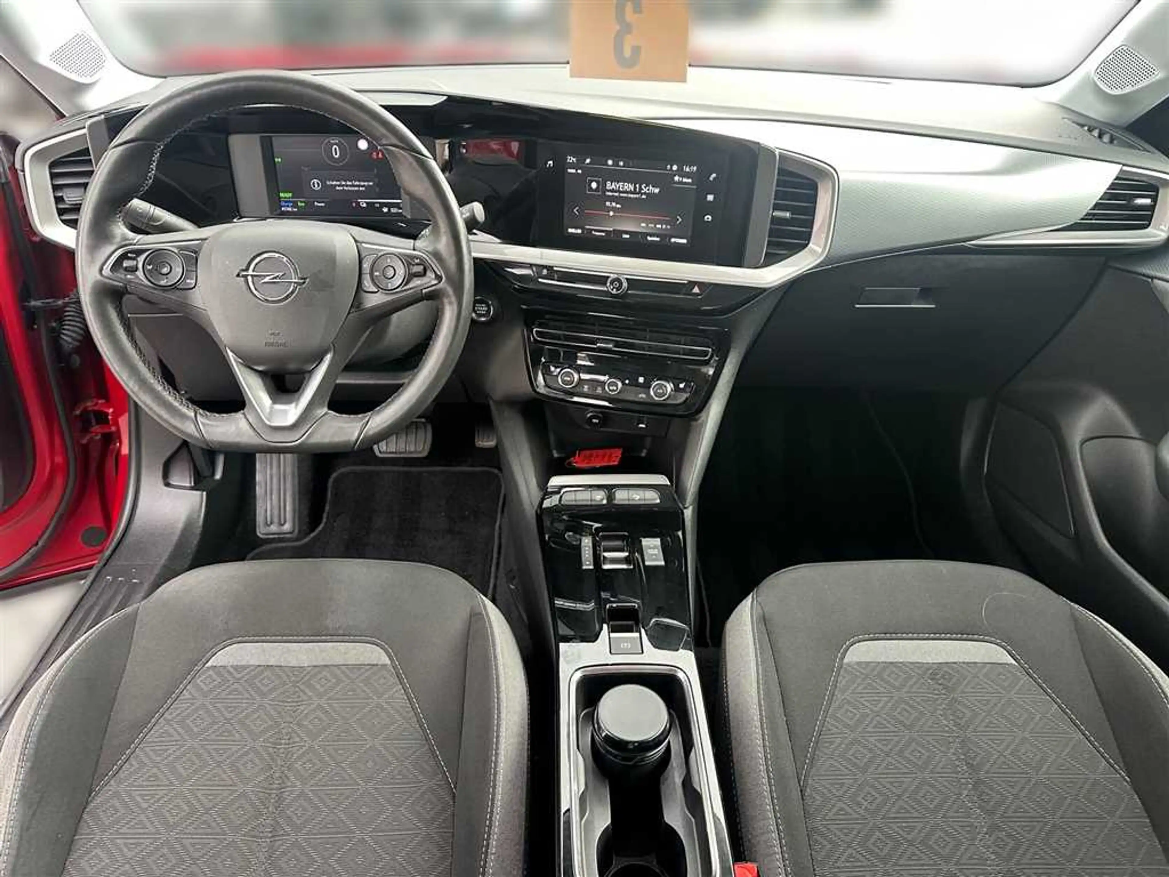 Opel Mokka-E — photo 12
