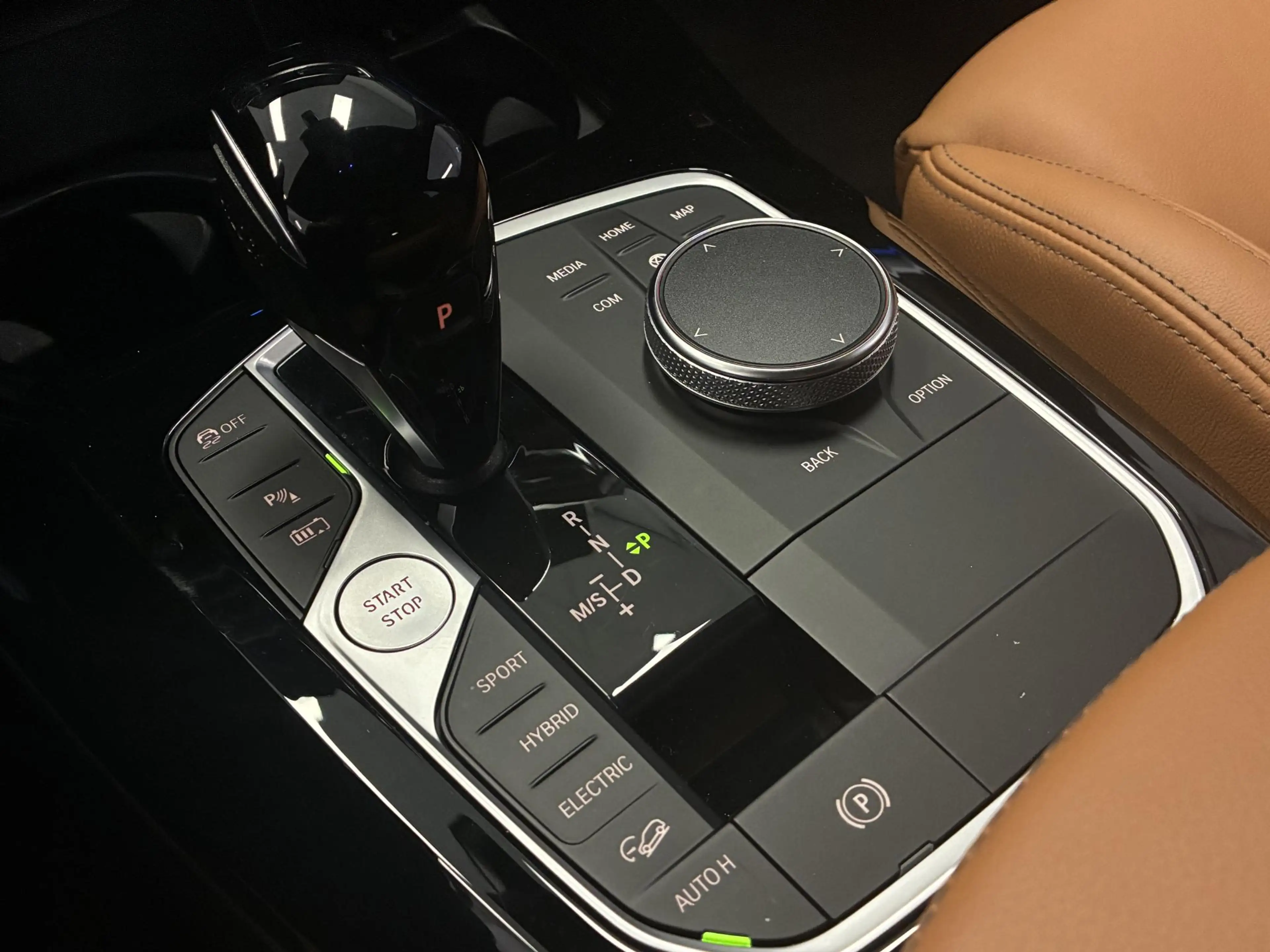 BMW X3 xDrive30e Business Edition Plus | CAMERA | CARPLAY — photo 39