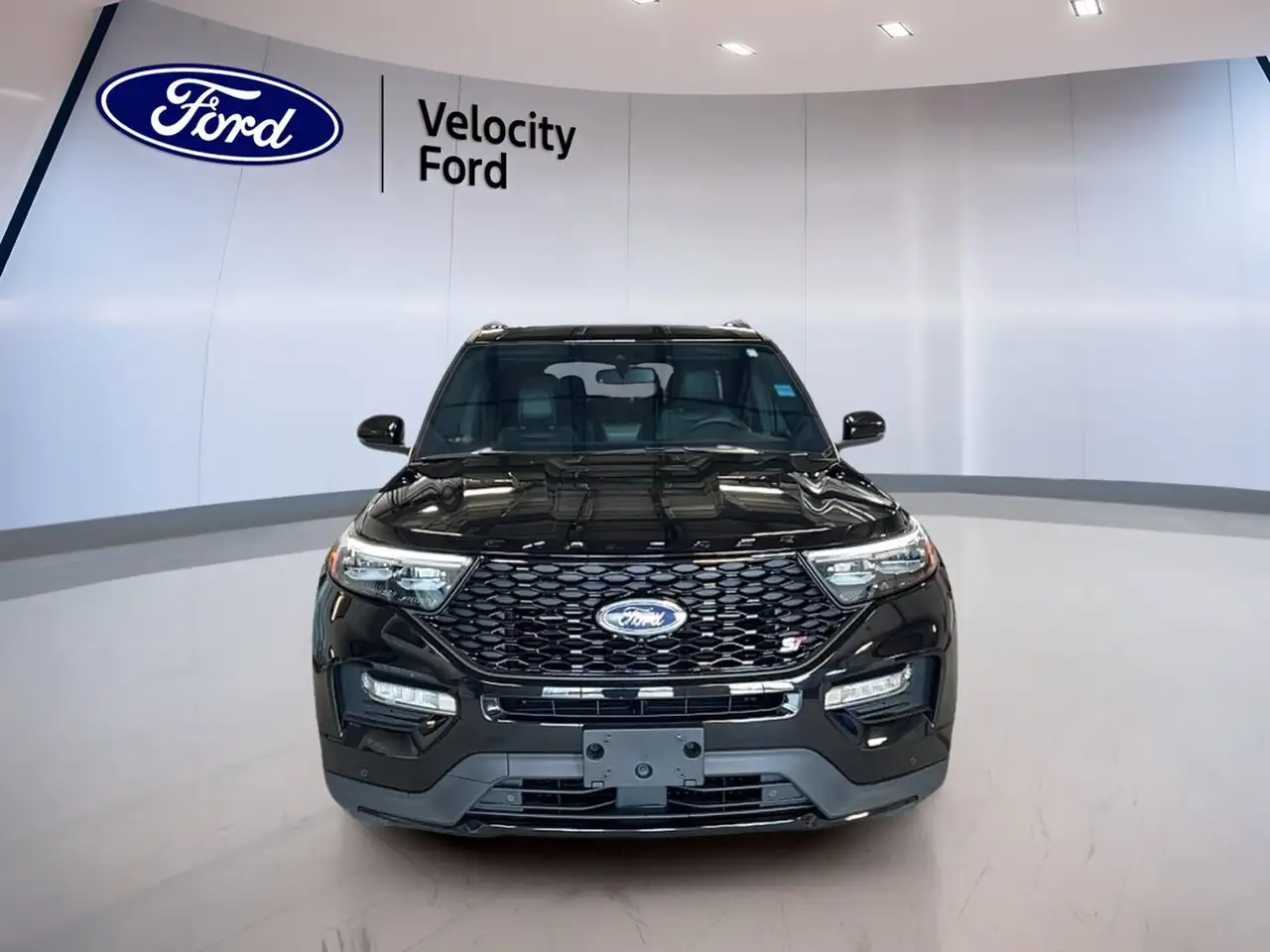 Ford Explorer снимка Ford Explorer