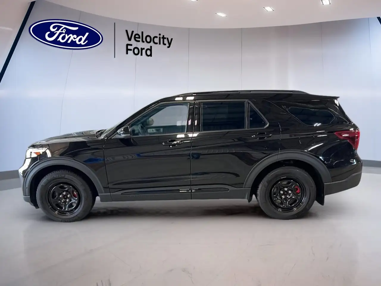 Ford Explorer снимка Ford Explorer