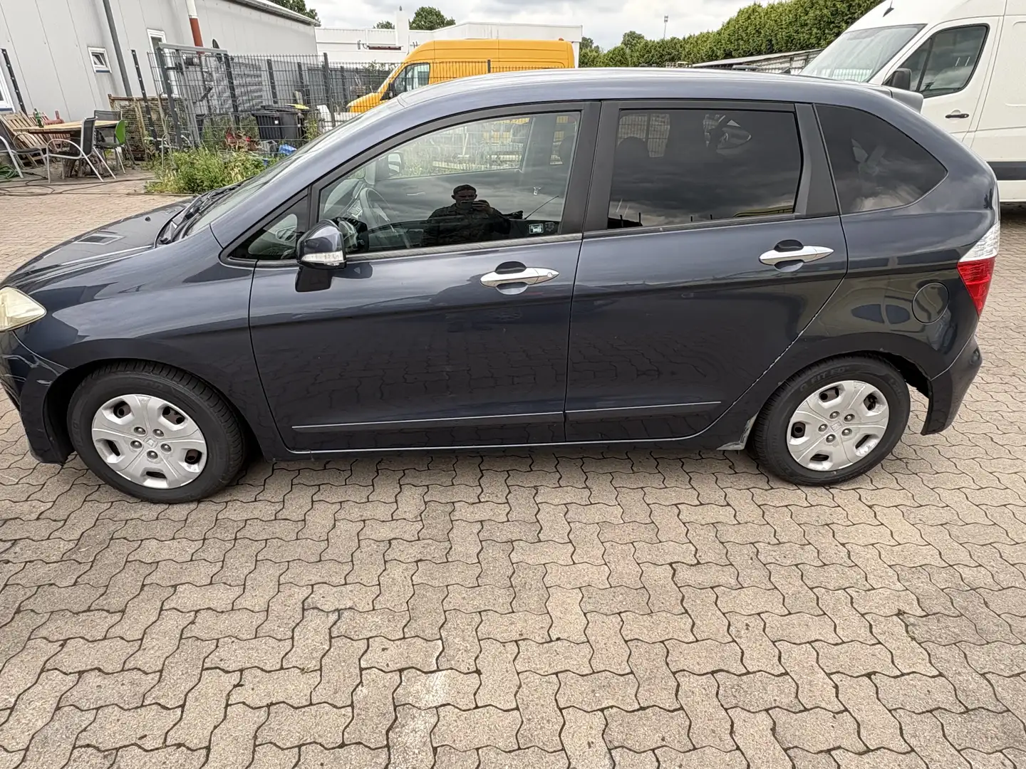 Honda FR-V 1.7 Comfort - 1
