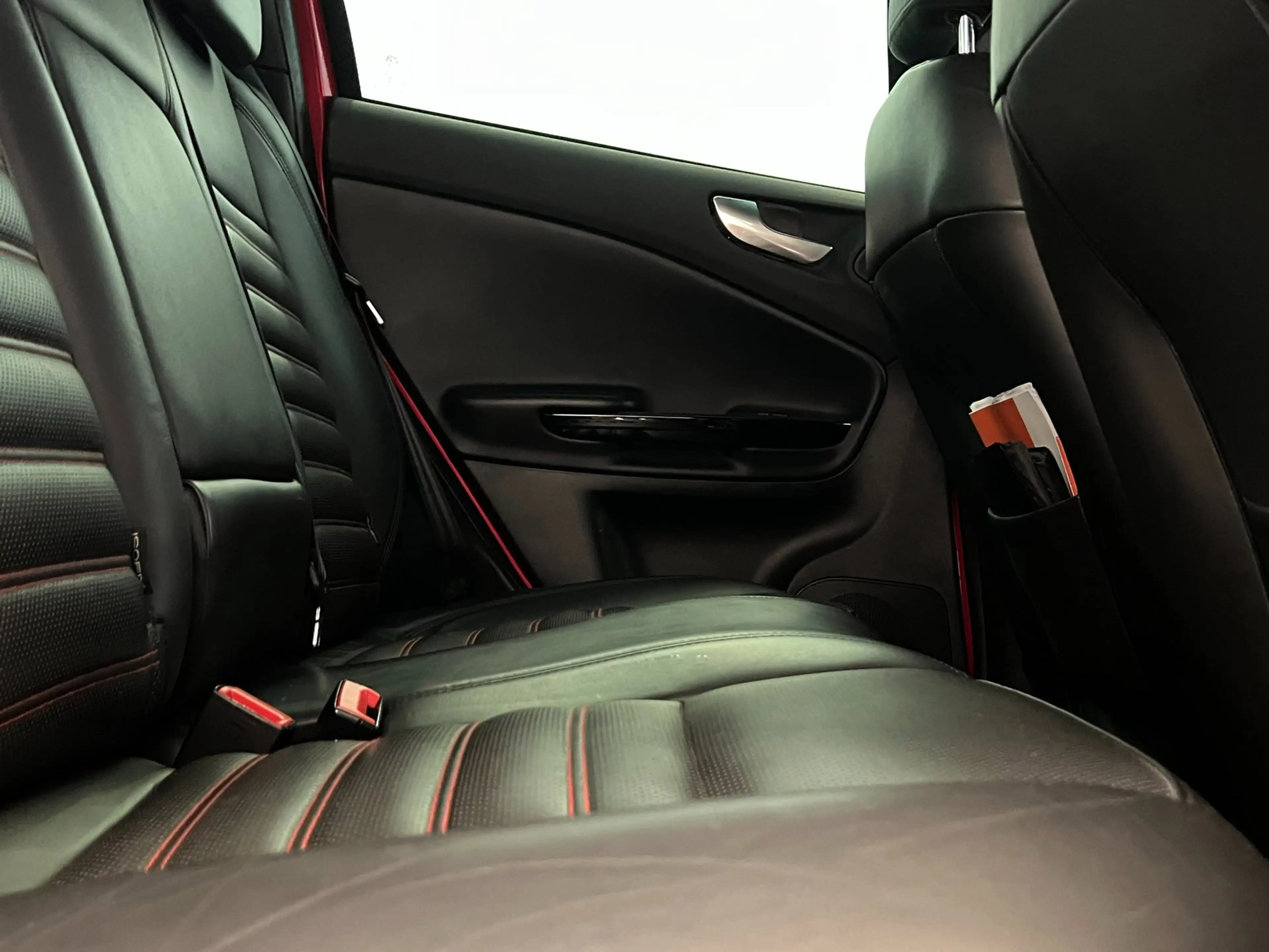 Alfa Romeo Giulietta 1.4 T Distinctive / Bose / Xenon / Leder / NL-auto — photo 7
