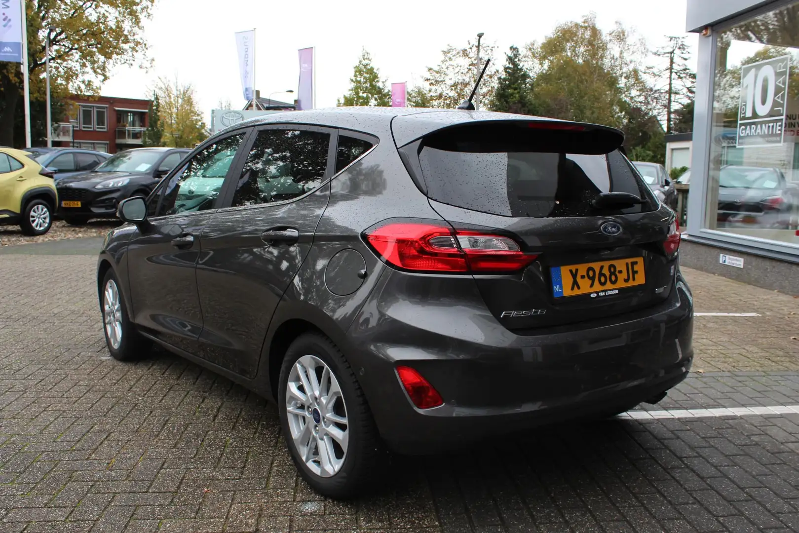 Ford Fiesta HYBRID 125PK TITANIUM 5-DEURS 4S-BANDEN LED STOEL/ Grijs - 2