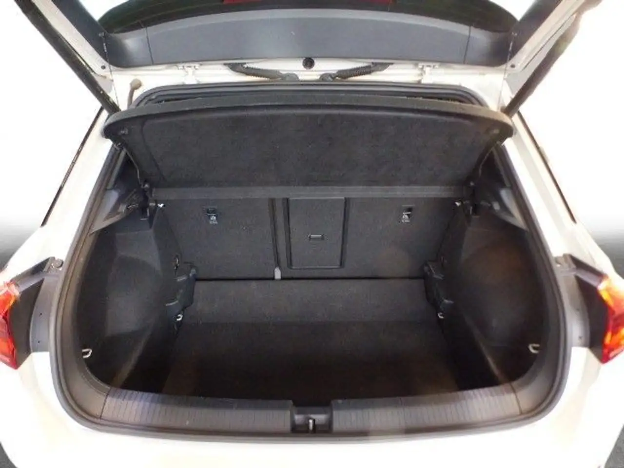 Volkswagen T-Roc, фото 7