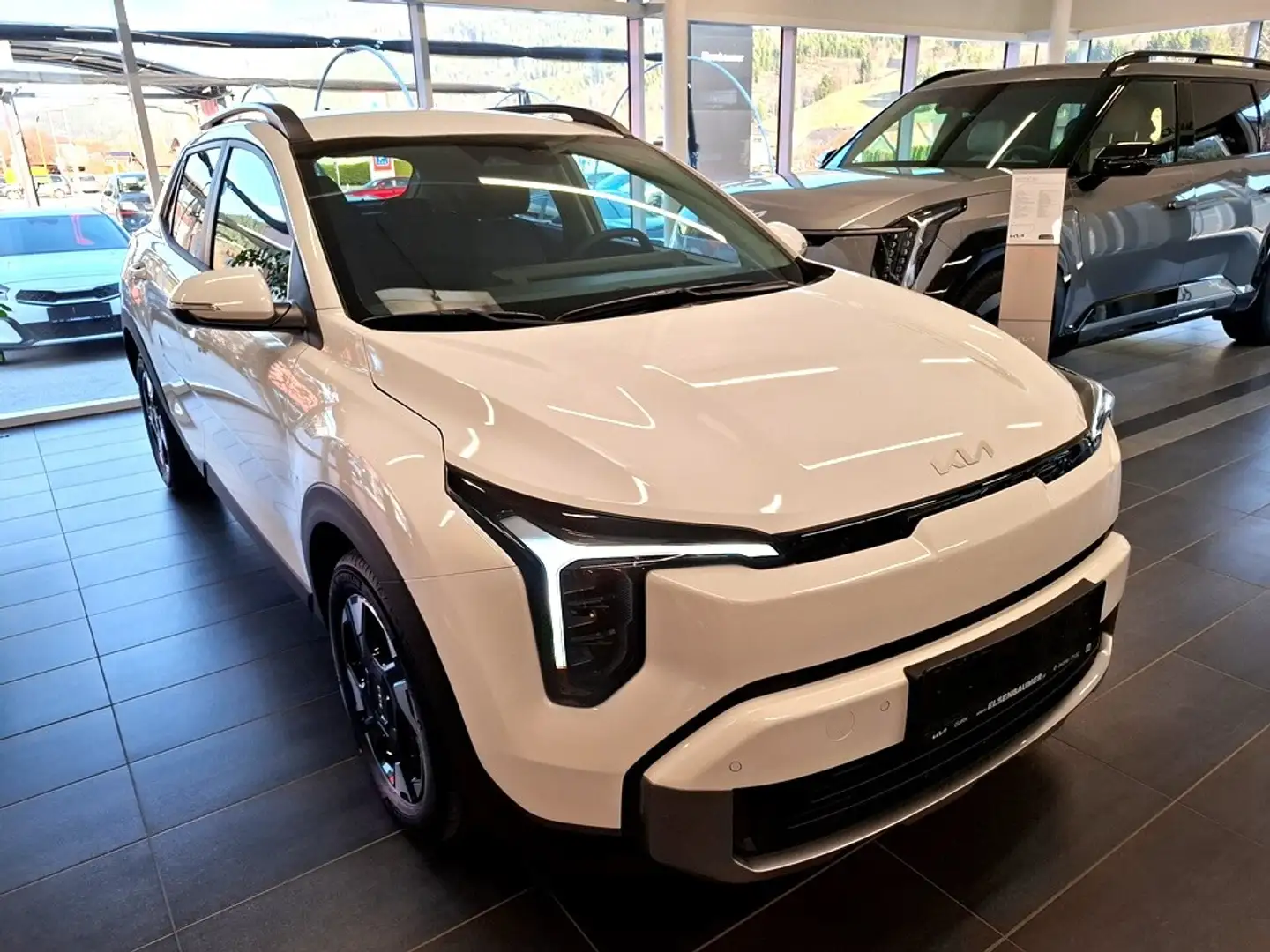 Kia Stonic 1,0 TGDI GPF ISG Silber Weiß - 2