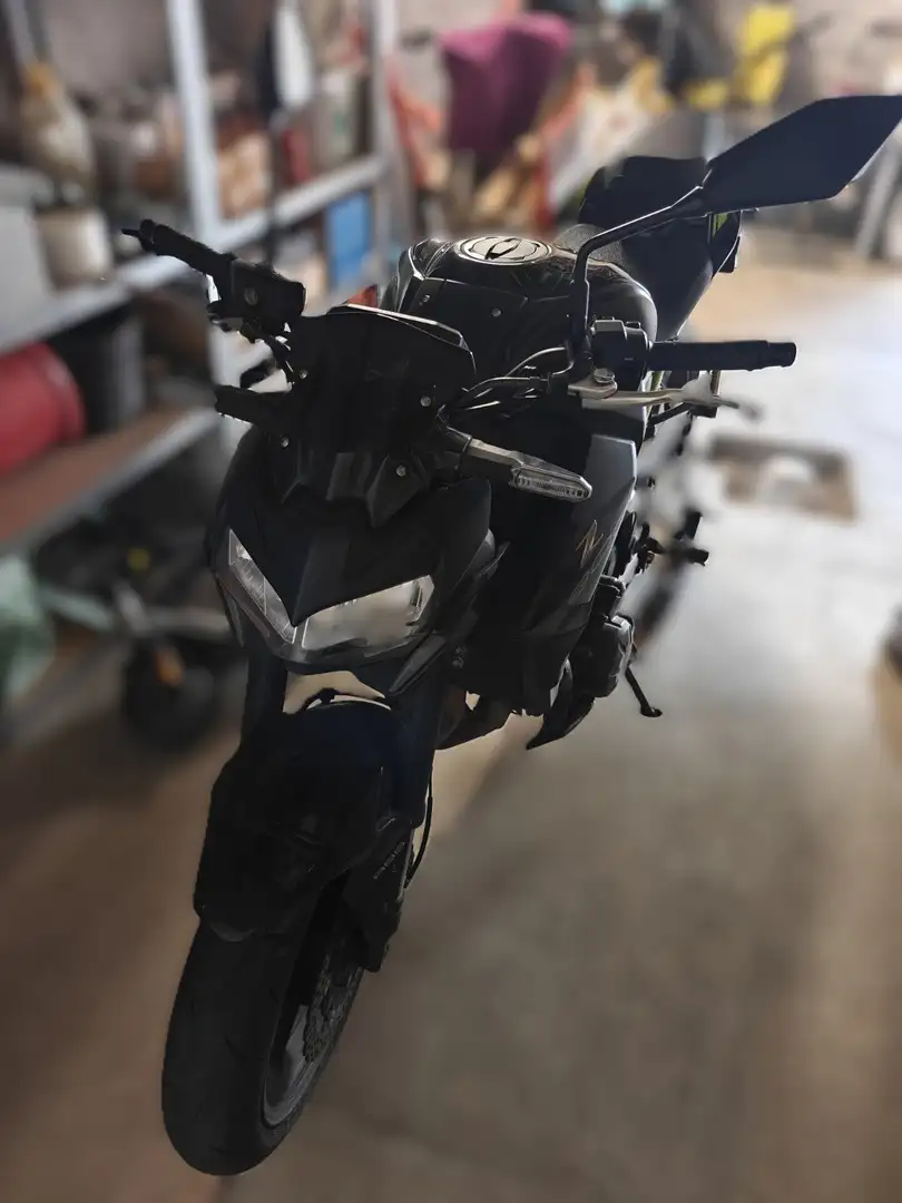 Kawasaki Z 900 Noir - 1