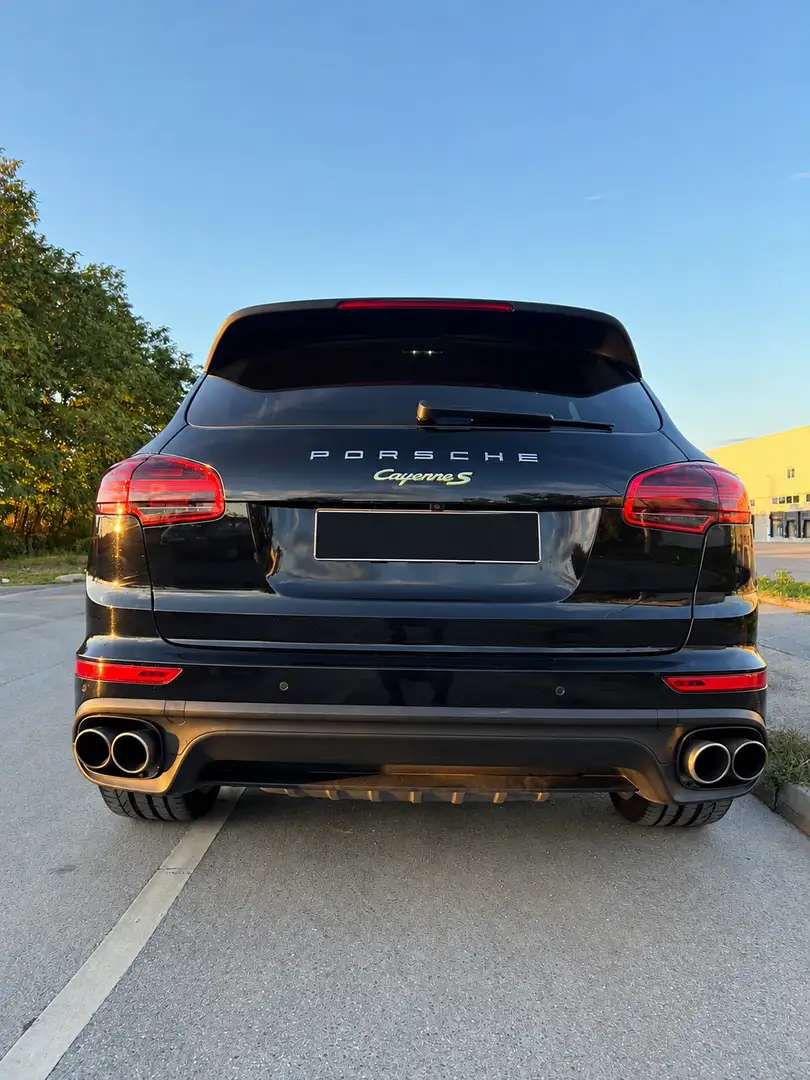 Porsche Cayenne II S PHEV Hybrid Platiunum Edition Aut. Platinum Schwarz - 2