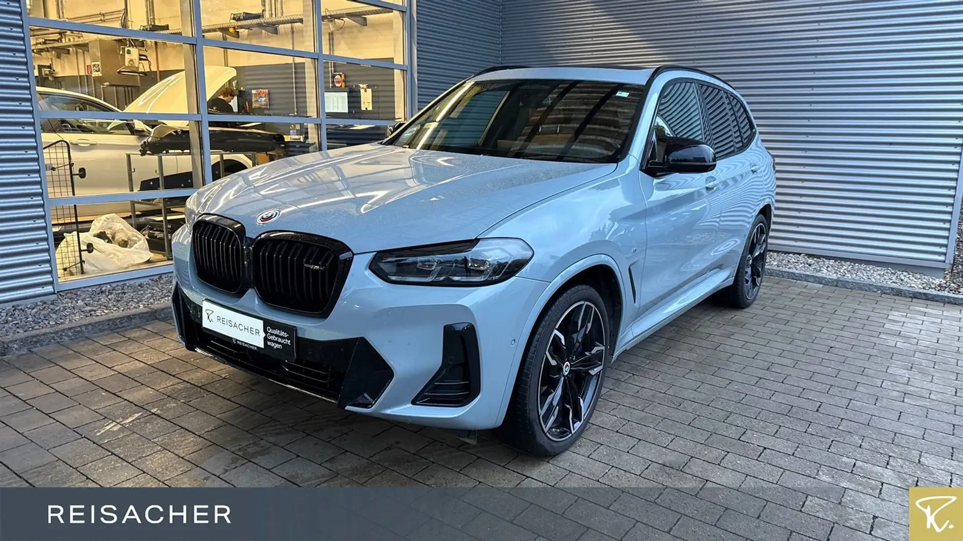 BMW X3 M i A AHK HUD 360° ACC 21" elekt. Sitz. Pano Grau - 1