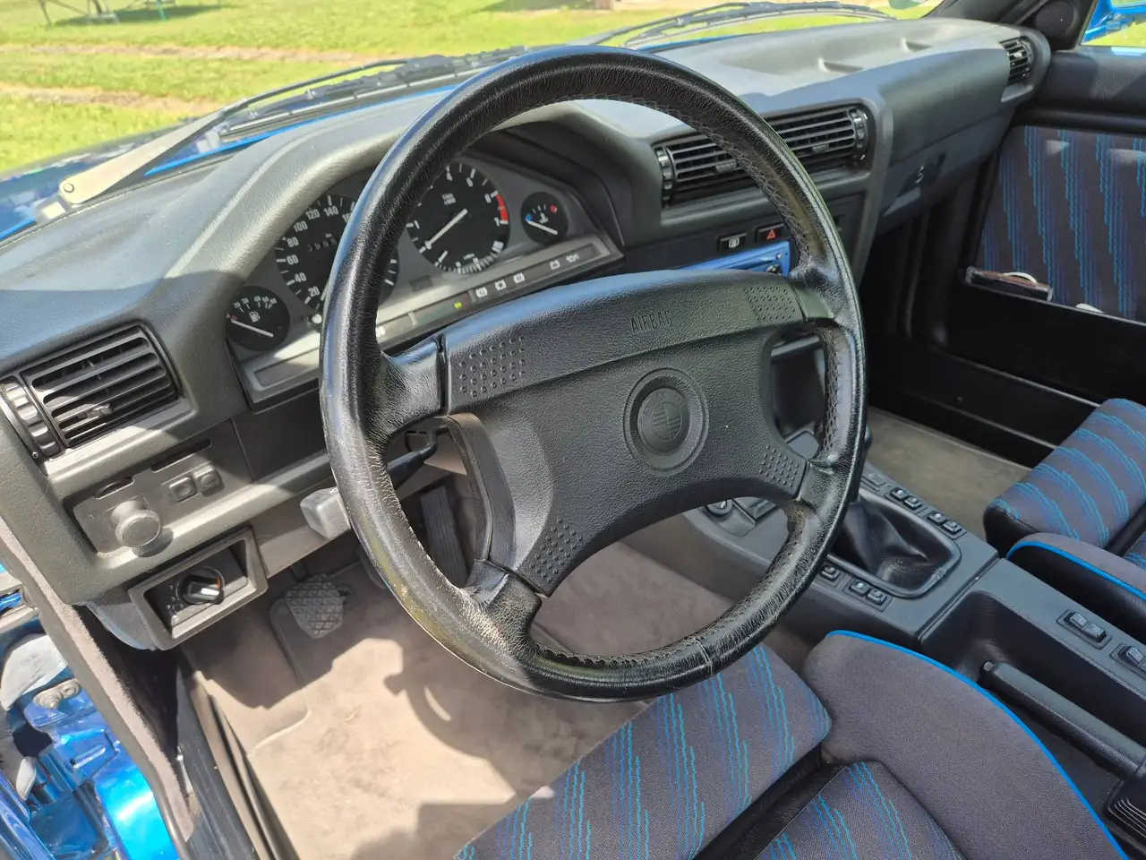 BMW 318i, foto 6