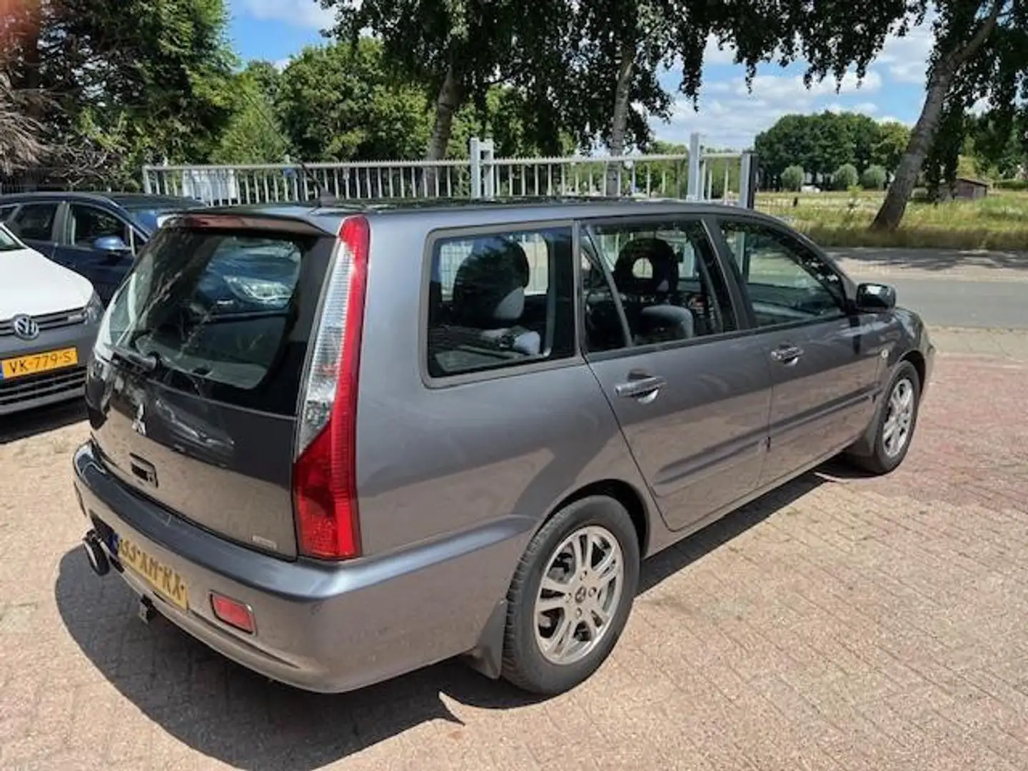Mitsubishi Lancer Station Wagon 1.6 Inform / AC / AIRCO / 2DE EIGENA Gris - 2