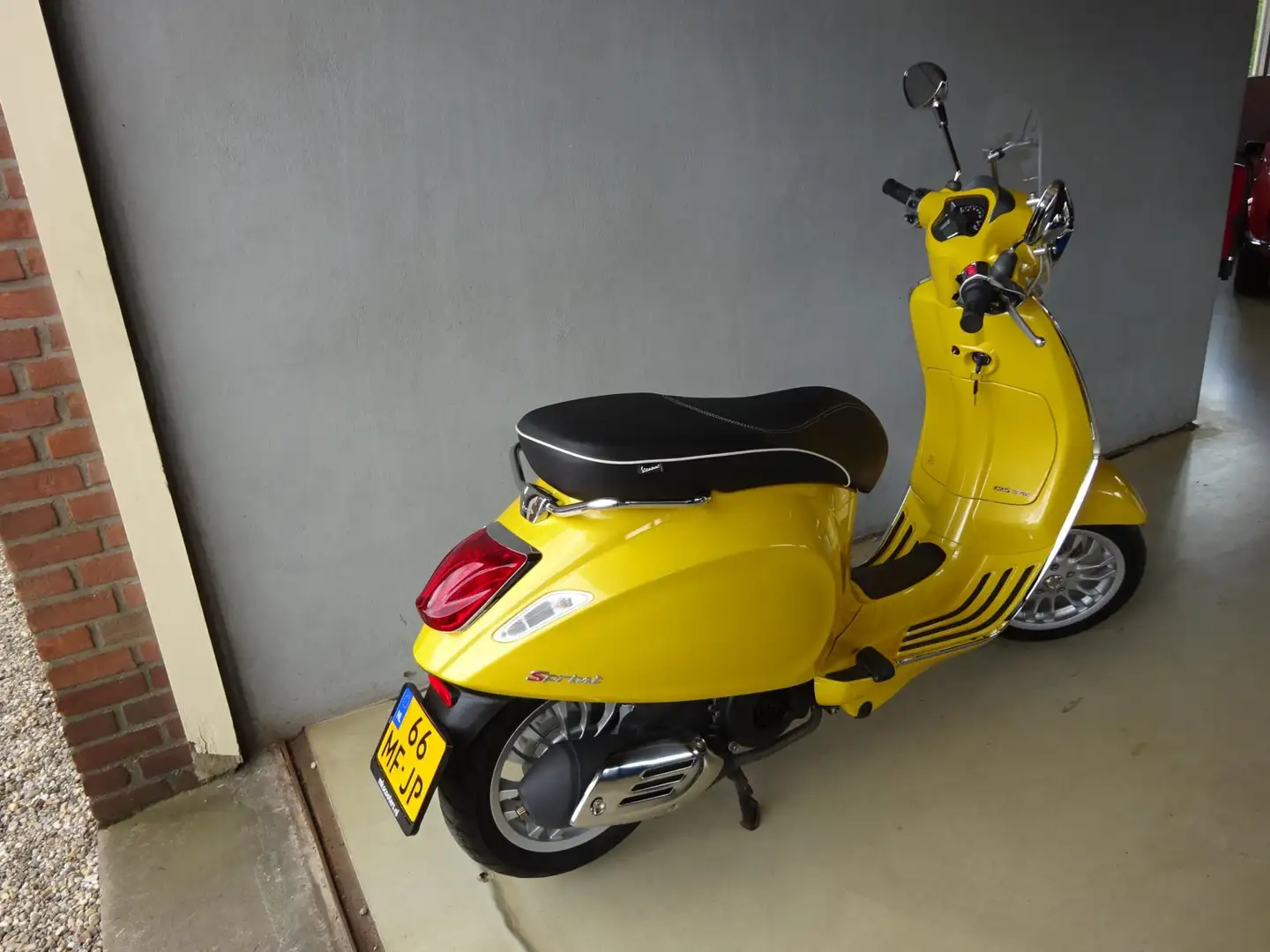 Vespa Sprint 125 Scooter ABS Nederlandse scooter, Schade vrij, 1ste Galben - 2