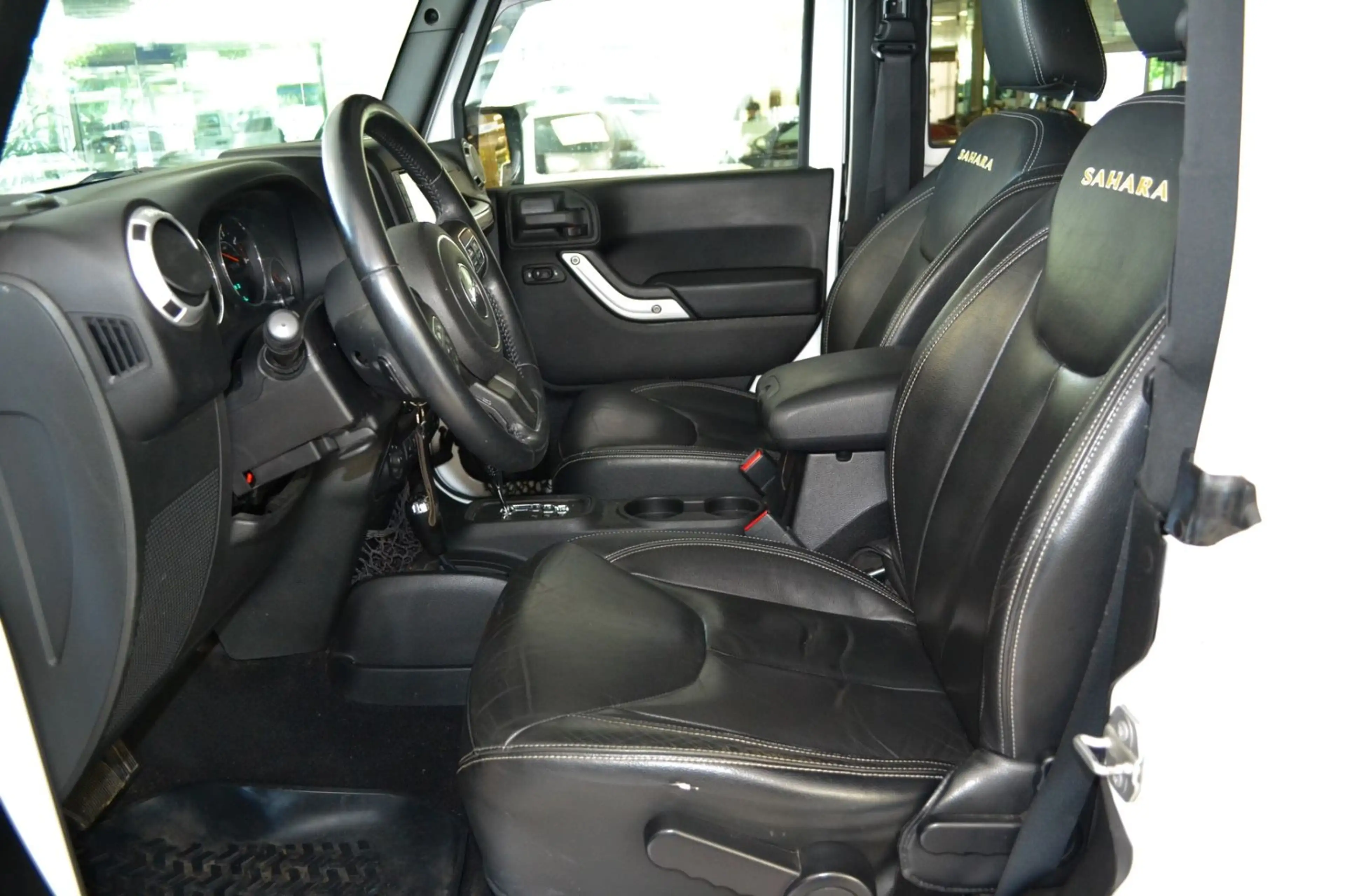 Jeep Wrangler 2,8 CRD  Sahara AWD — photo 5