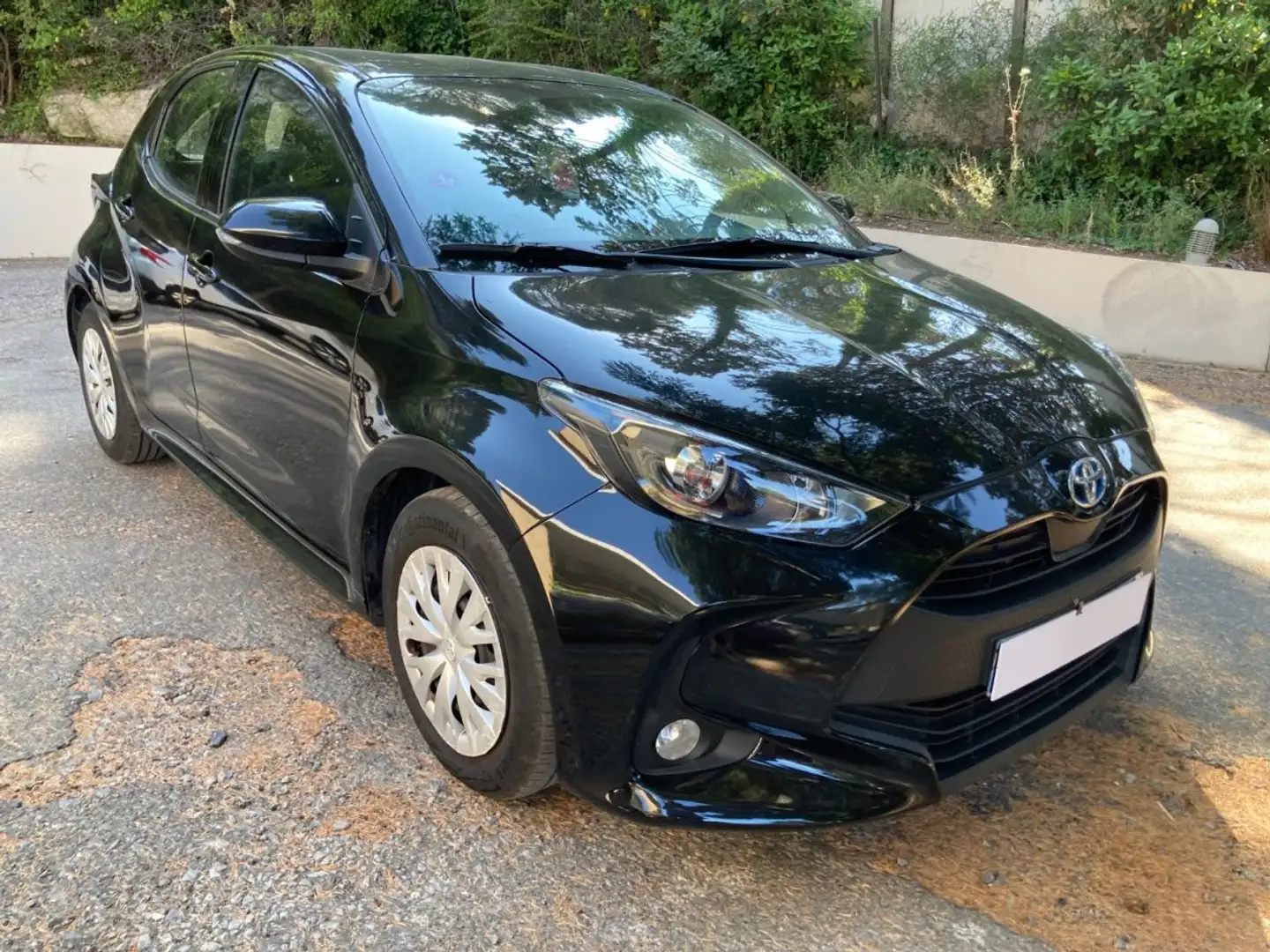 Toyota Yaris 116h France 5p Noir - 2