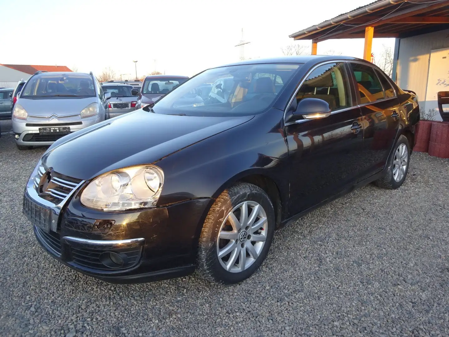 Volkswagen Jetta 1.6 Comfortline Schwarz - 1