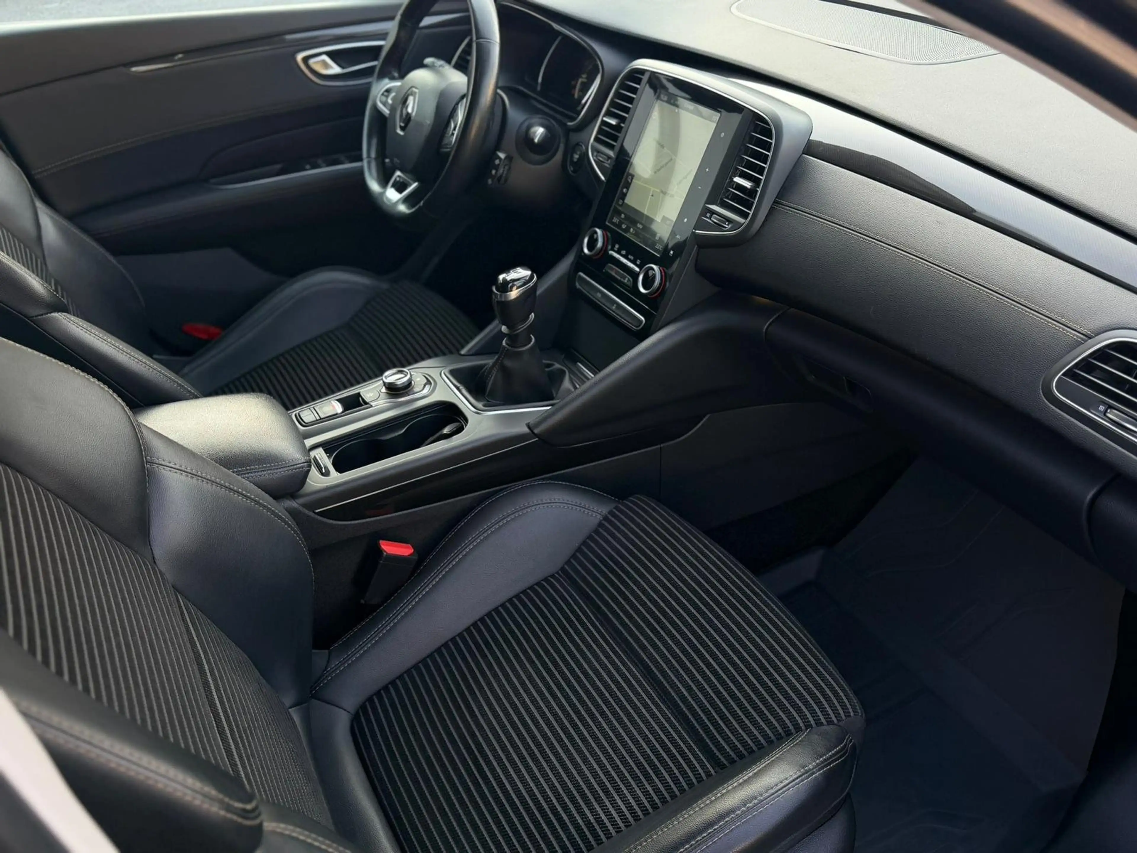 Renault Talisman Talisman Grandtour Business — photo 11