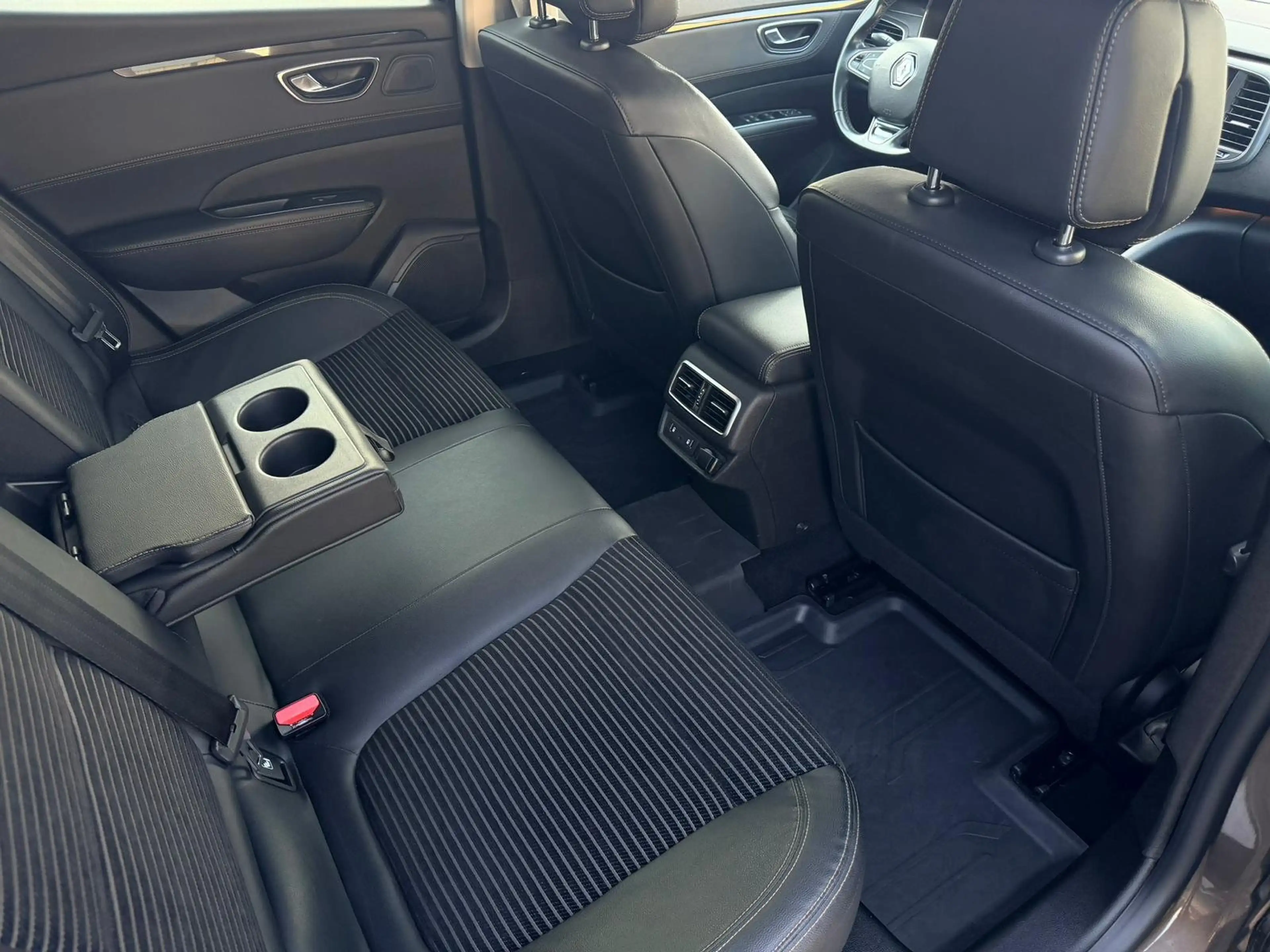 Renault Talisman Talisman Grandtour Business — photo 9