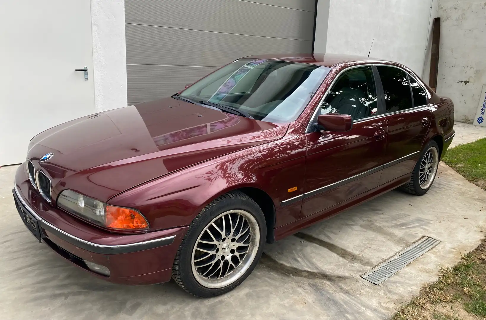 BMW 525 525tds Österreich-Paket Aut. Rot - 1