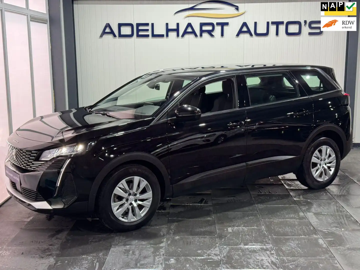 Peugeot 5008 1.2 PureTech 7 Pers. Active Pack Business Automaat Noir - 1