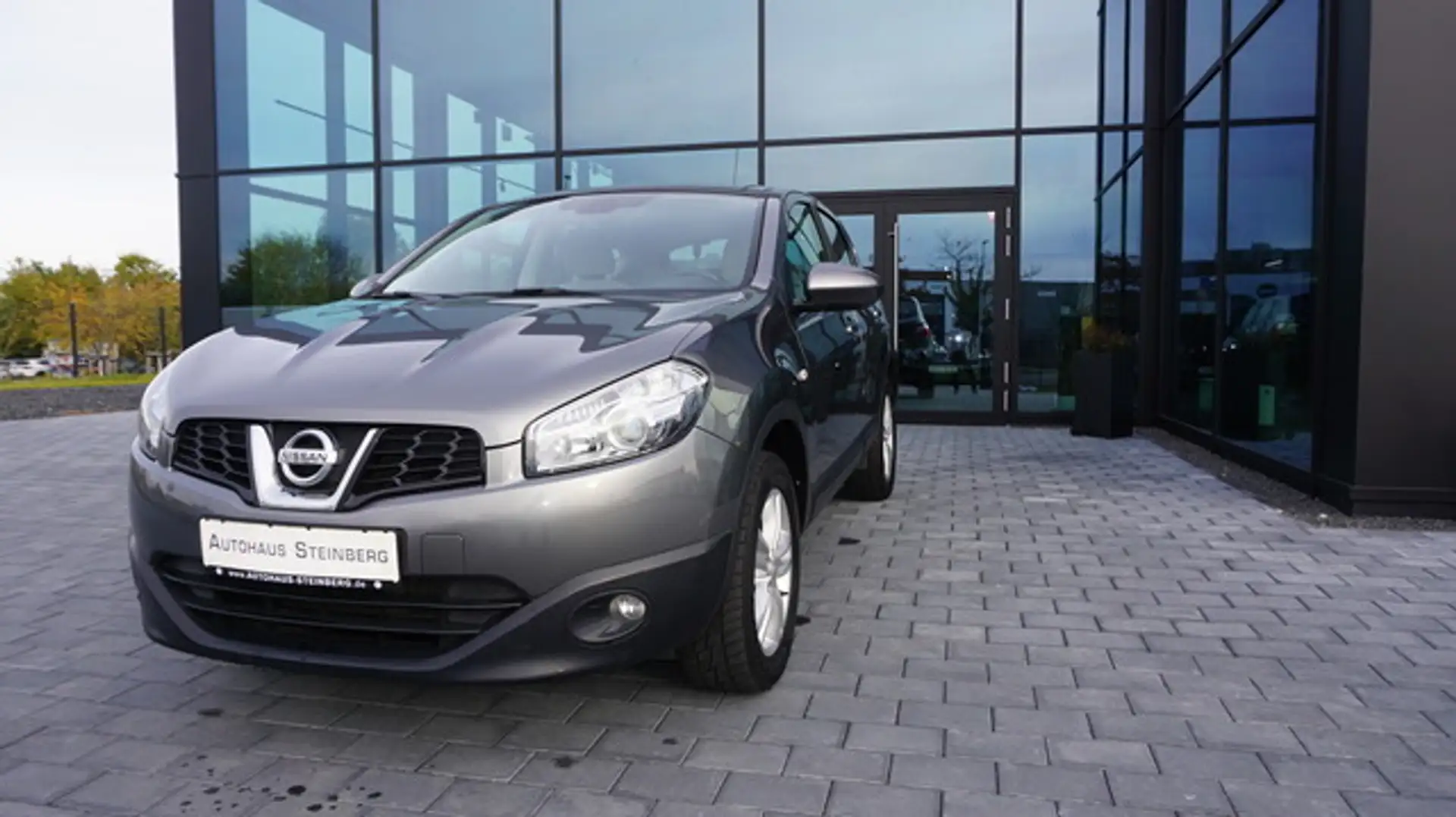 Nissan Qashqai AUTOMATIK+NAVIGATION+KAMERA+ALU Acenta Grau - 2