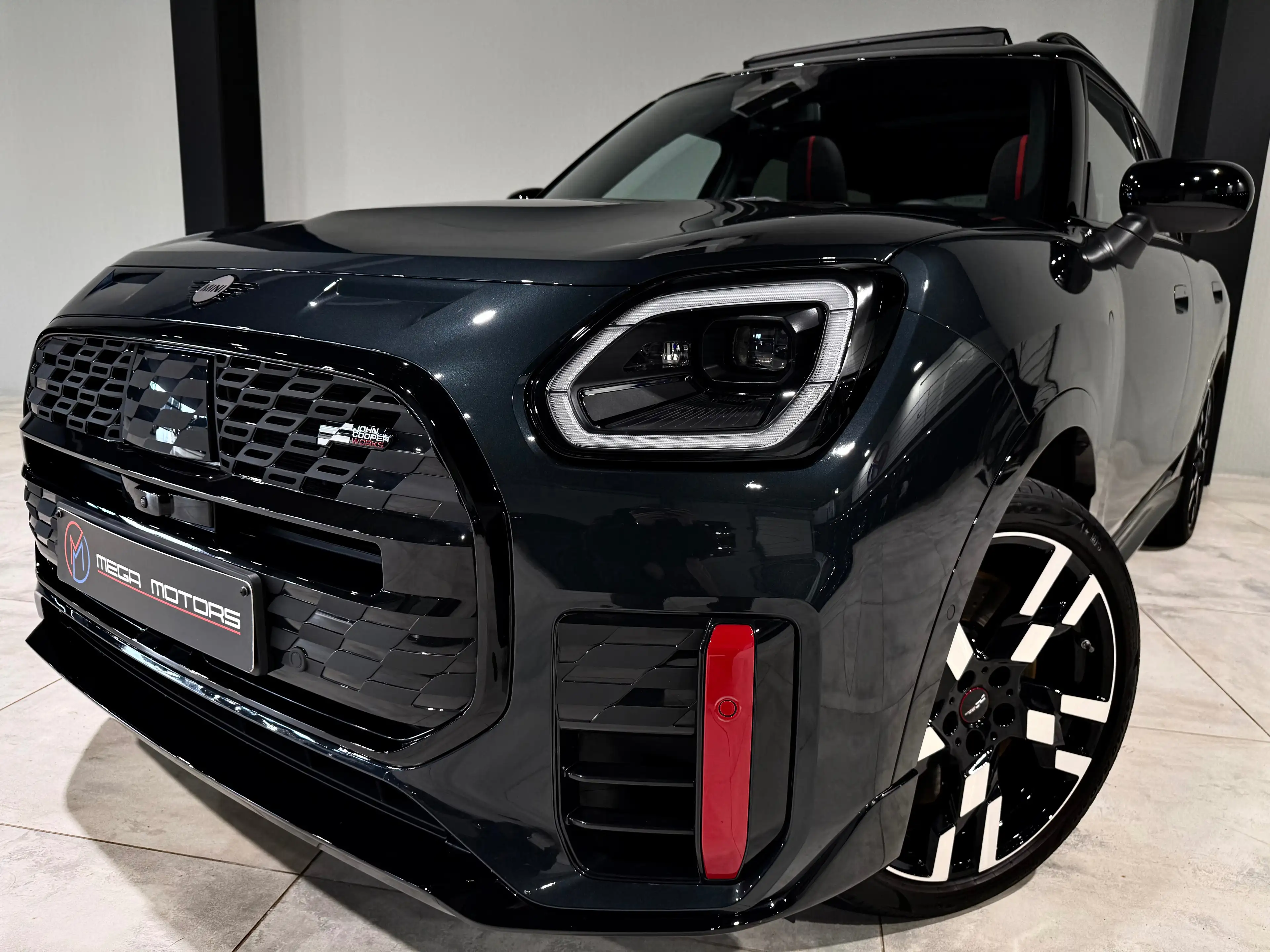 MINI John Cooper Works Countryman 300CV JCW ALL4 B.AUTO+F1 H&K CARPLAY PANO HUD++ — photo 3