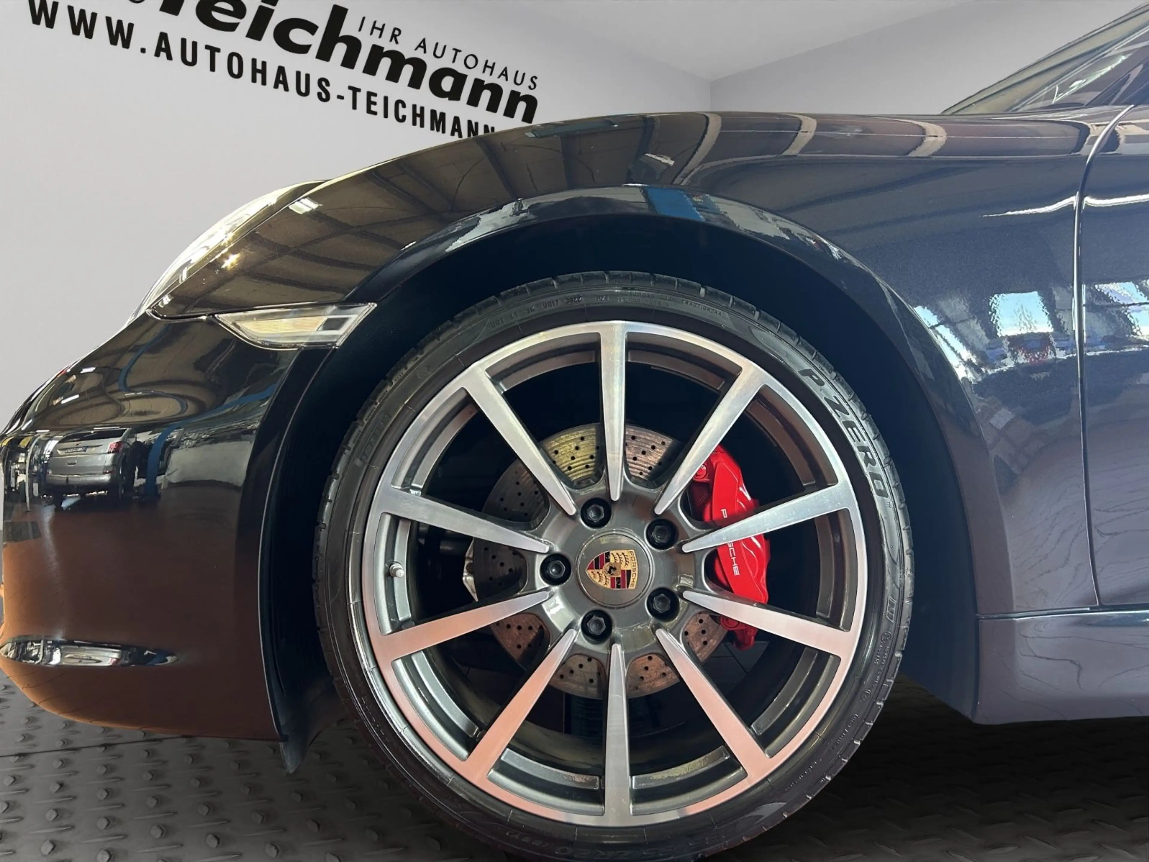Porsche Boxster S — photo 11