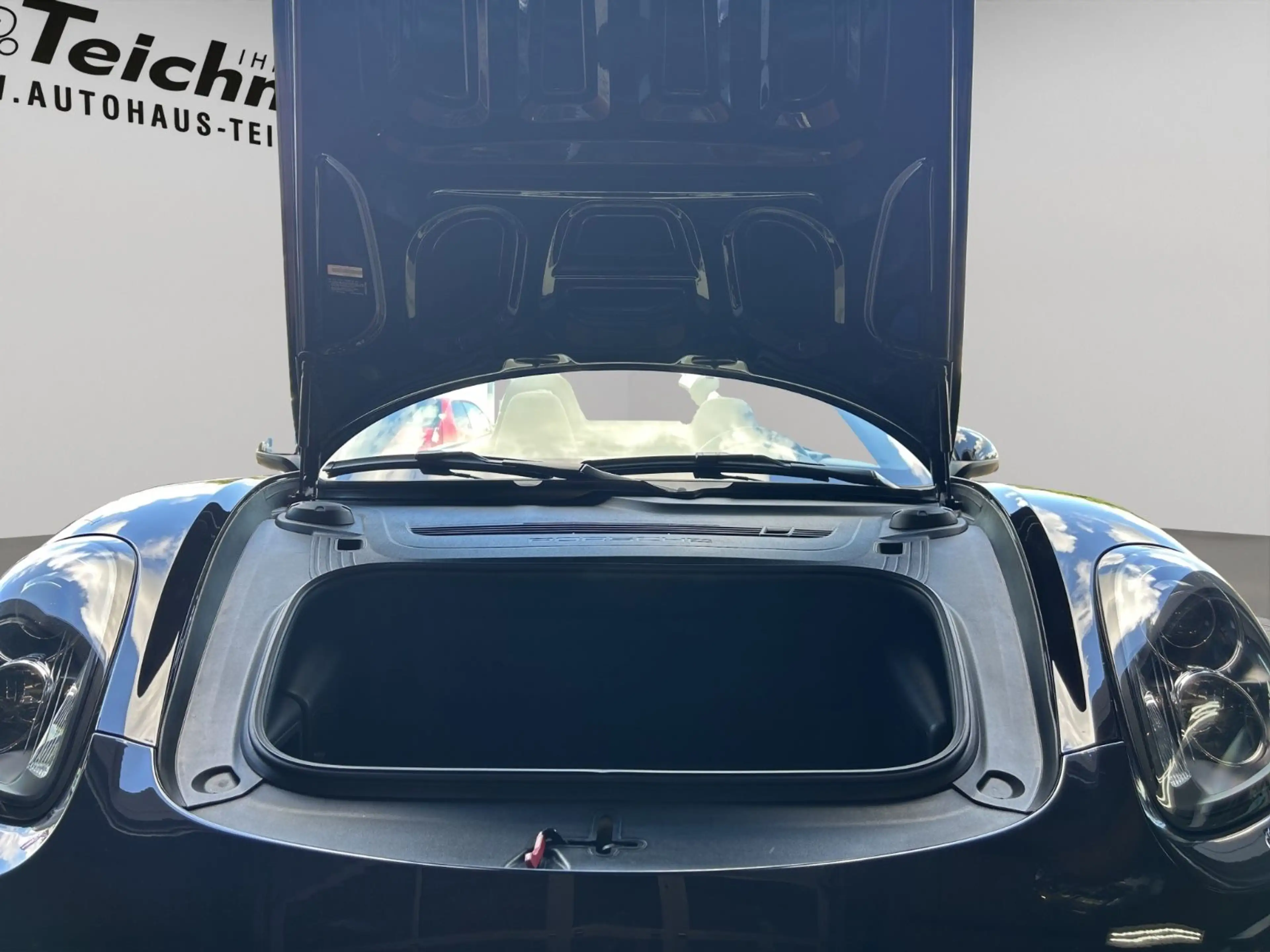 Porsche Boxster S — photo 9