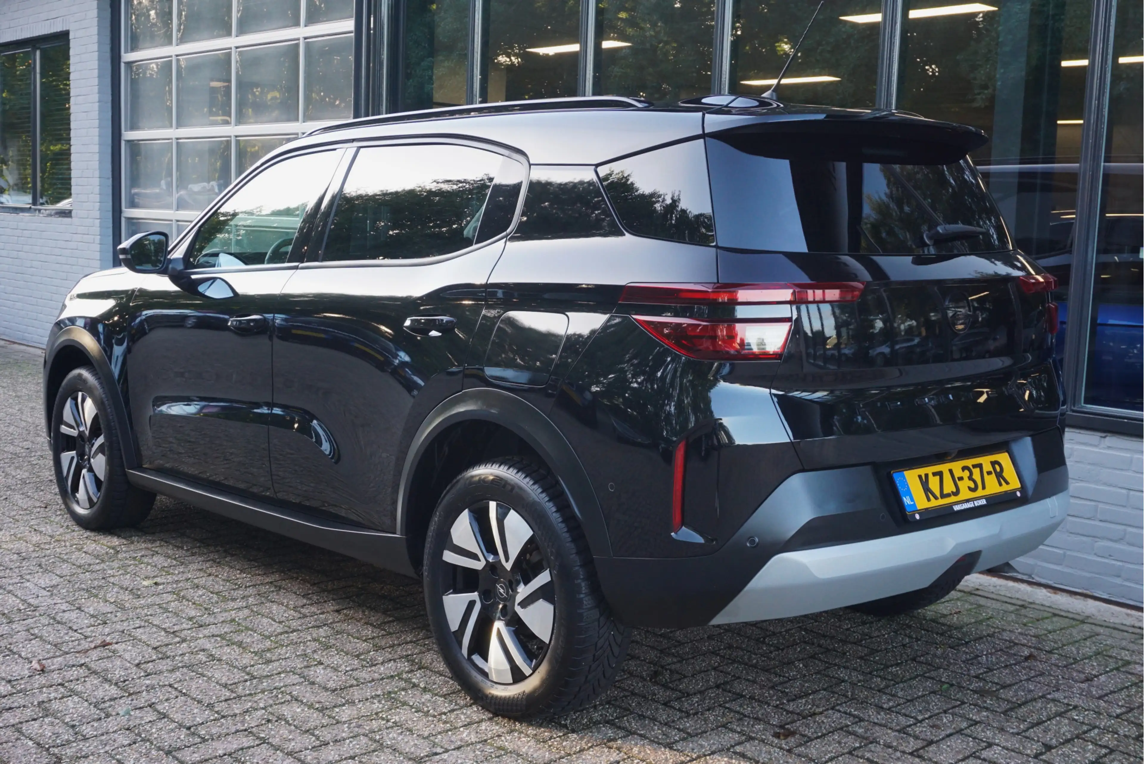 Opel Frontera 1.2 Turbo Hybrid GS — photo 5