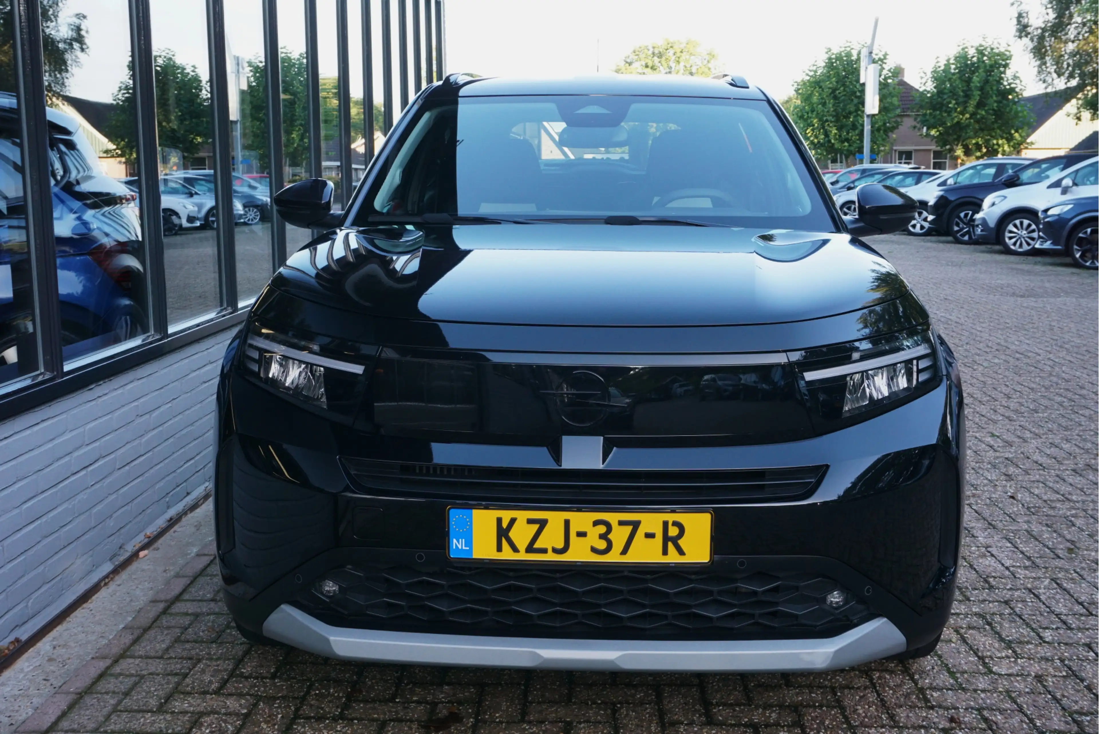 Opel Frontera 1.2 Turbo Hybrid GS — photo 3