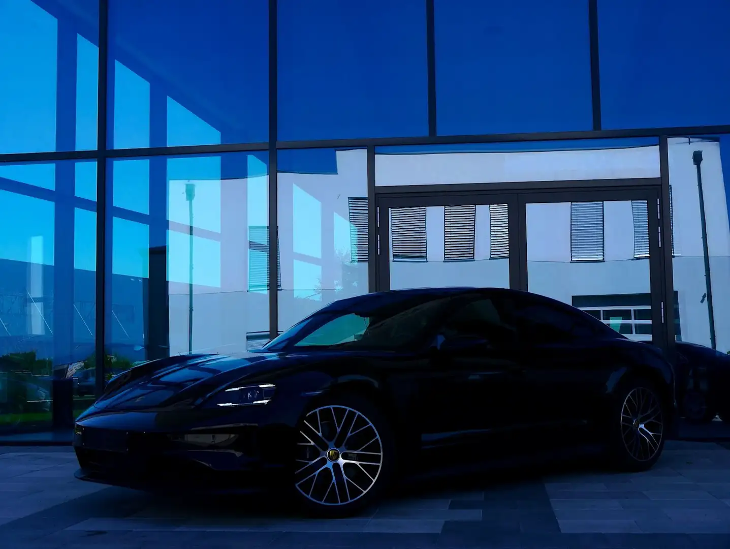 Porsche Taycan Facelift – BOSE & Panorama-Glasdach *Approved 06/ - 1