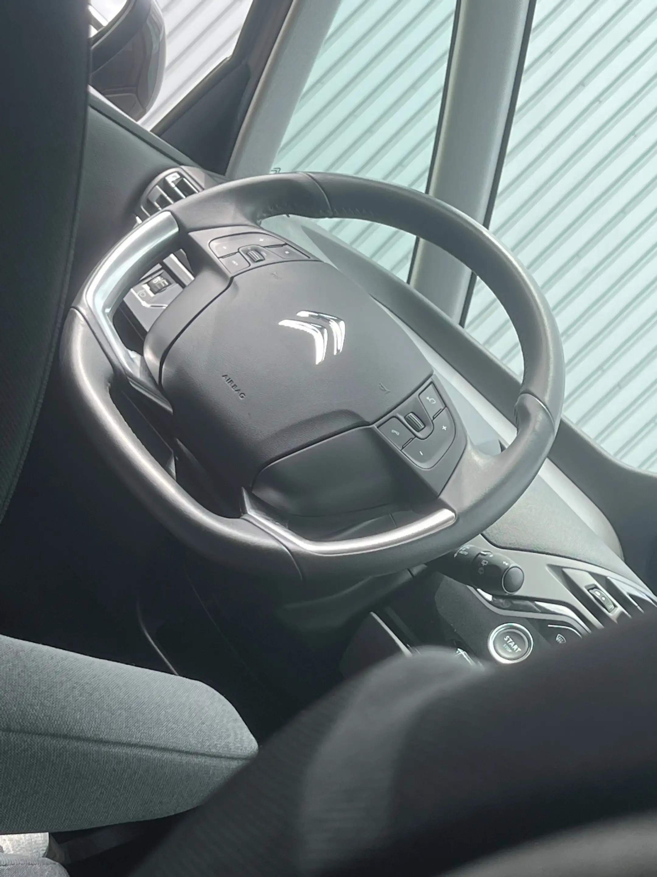 Citroen C4 Picasso 1.2 PureTech Selection-Gris Platinium-Carplay/Came — photo 6