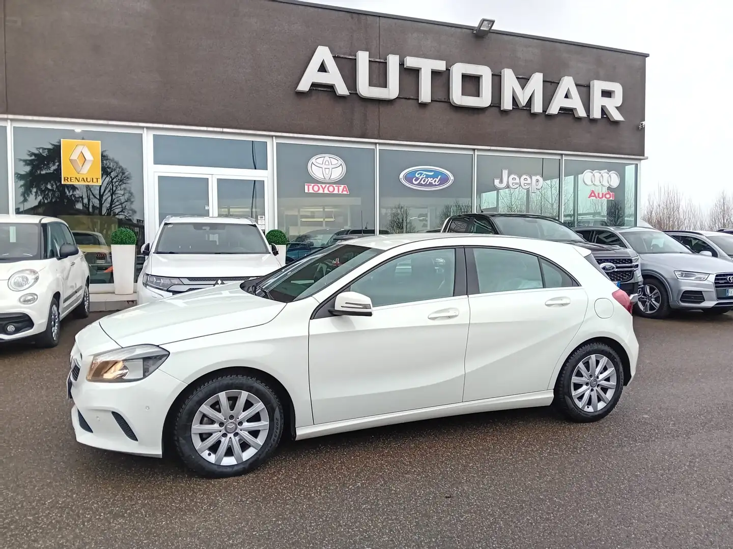 Mercedes-Benz A 180 d Sport auto OK NEOPATENTATI Bianco - 1
