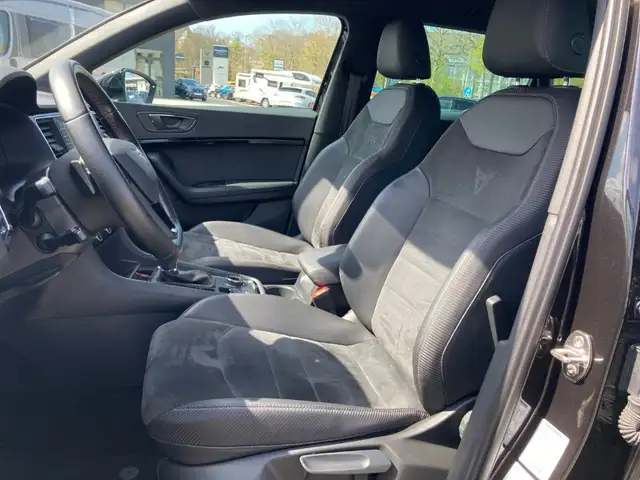 Cupra Ateca view 9