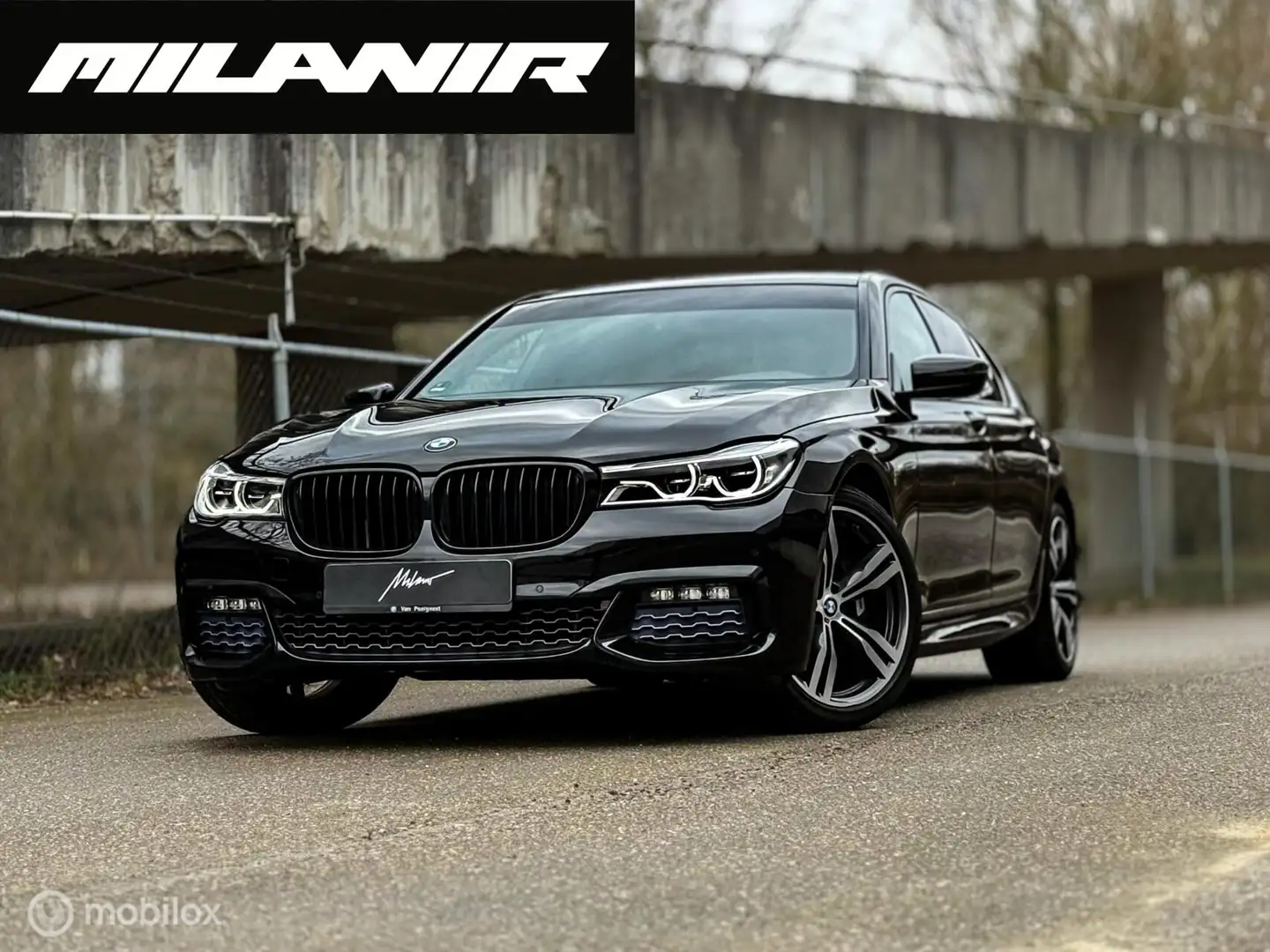 BMW 730 7-serie 730d M-Sport | Luchtvering | Massage | Led Zwart - 1