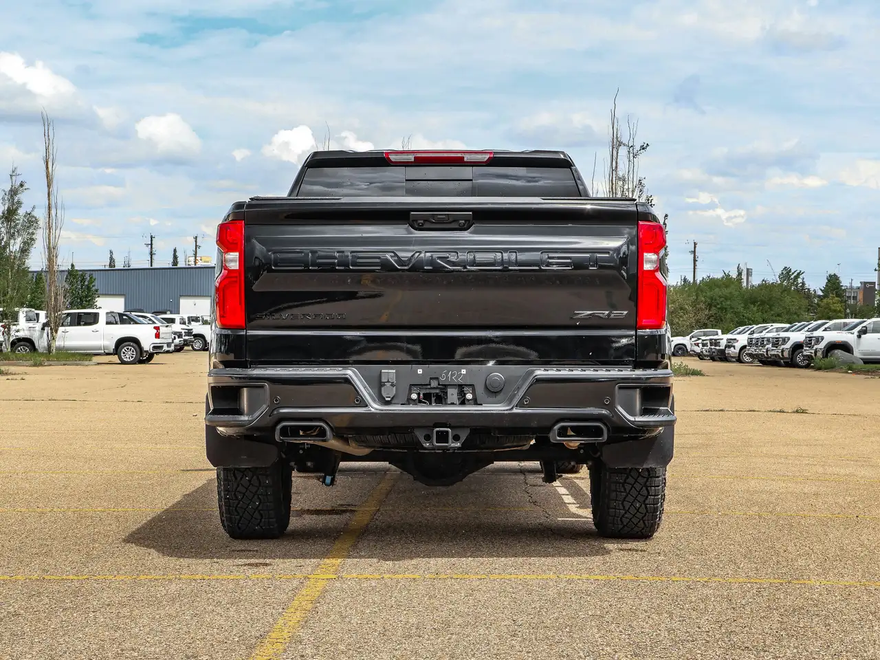 Chevrolet Silverado 1500 снимка Chevrolet Silverado 1500