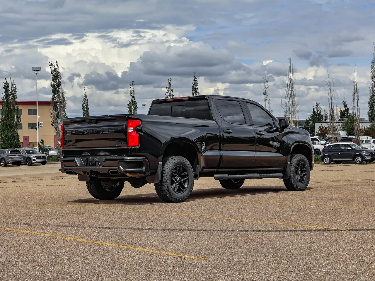 Chevrolet Silverado 1500 снимка Chevrolet Silverado 1500
