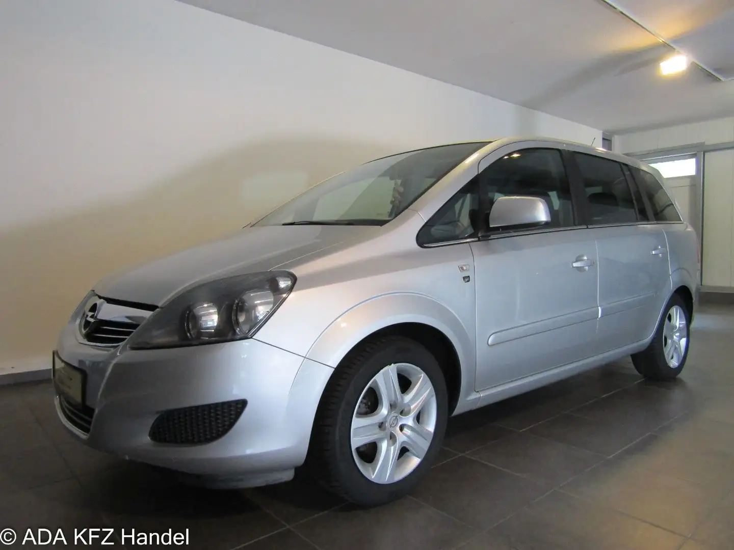 Opel Zafira B Edition"111 Jahre",AHK,7Sitze,HU&AU Neu Silber - 2