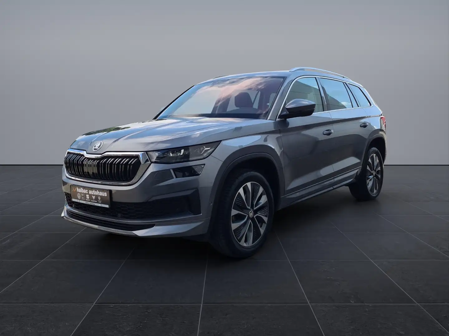 Skoda Kodiaq 1.5 TSI DSG Tour+NAVI+LED+OPTIKPAKET+KAMERA+BEHEI Grau - 2