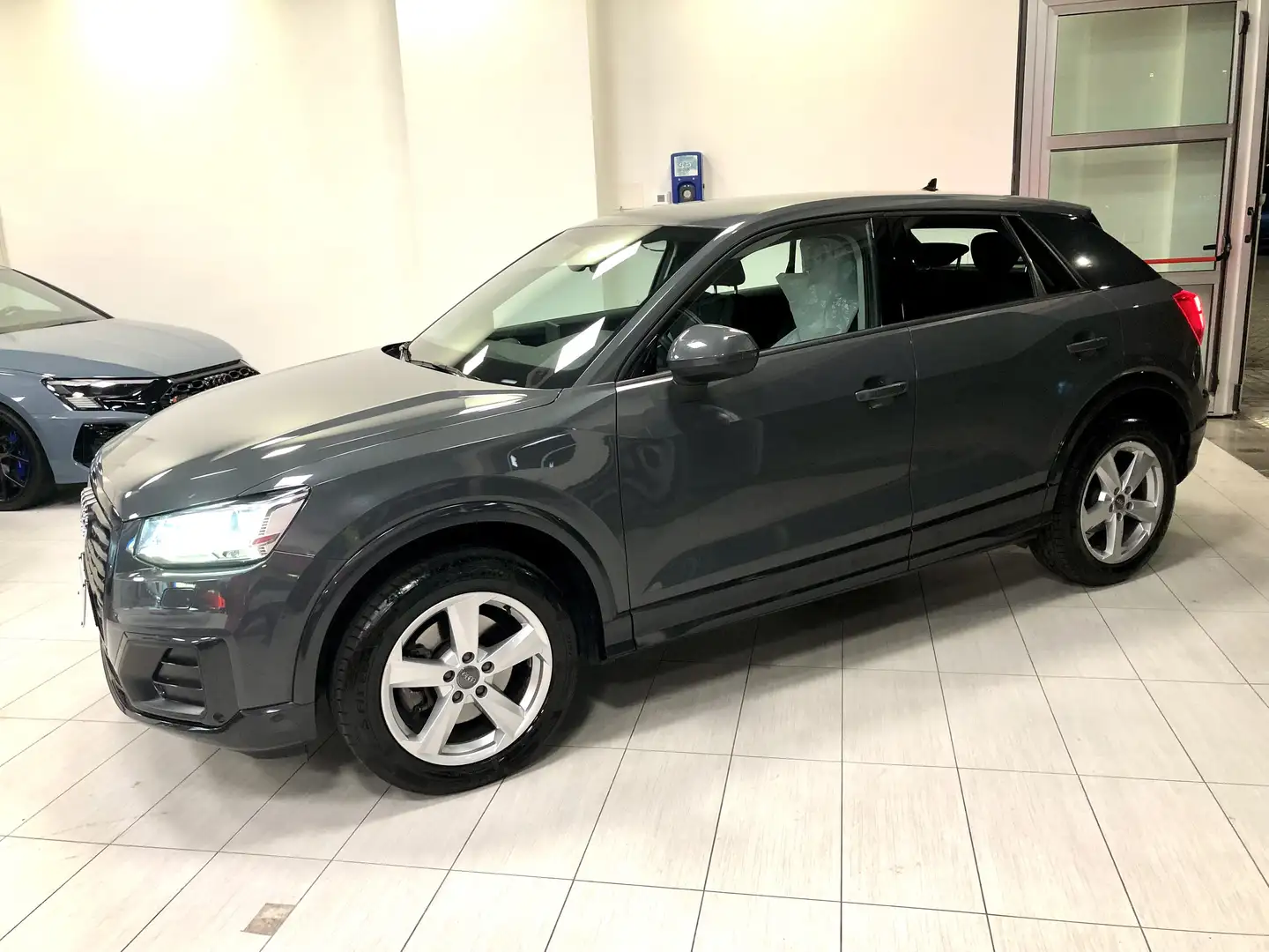 Audi Q2 Q2 30 1.6 tdi Business s-tronic my19 Grigio - 1
